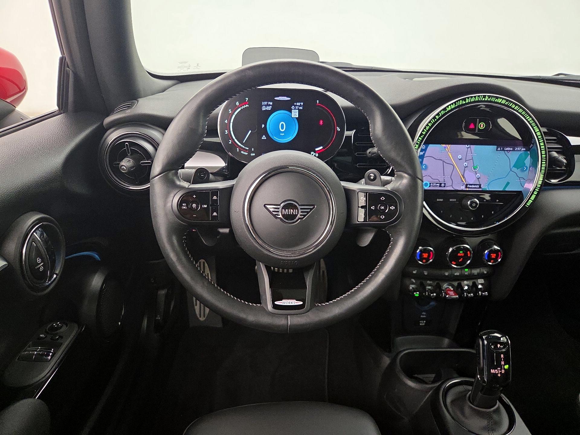 Thumbnail: 2022 MINI Cooper Hardtop - 10