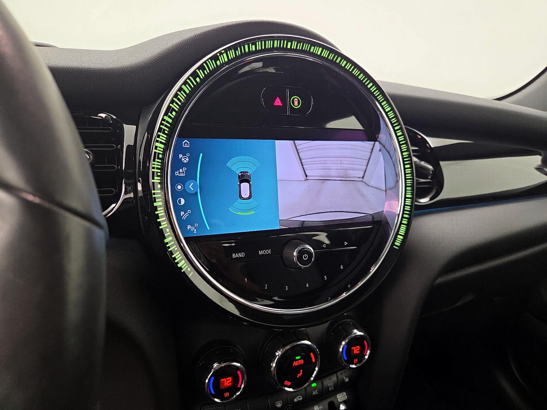 Thumbnail: 2022 MINI Cooper Hardtop - 15