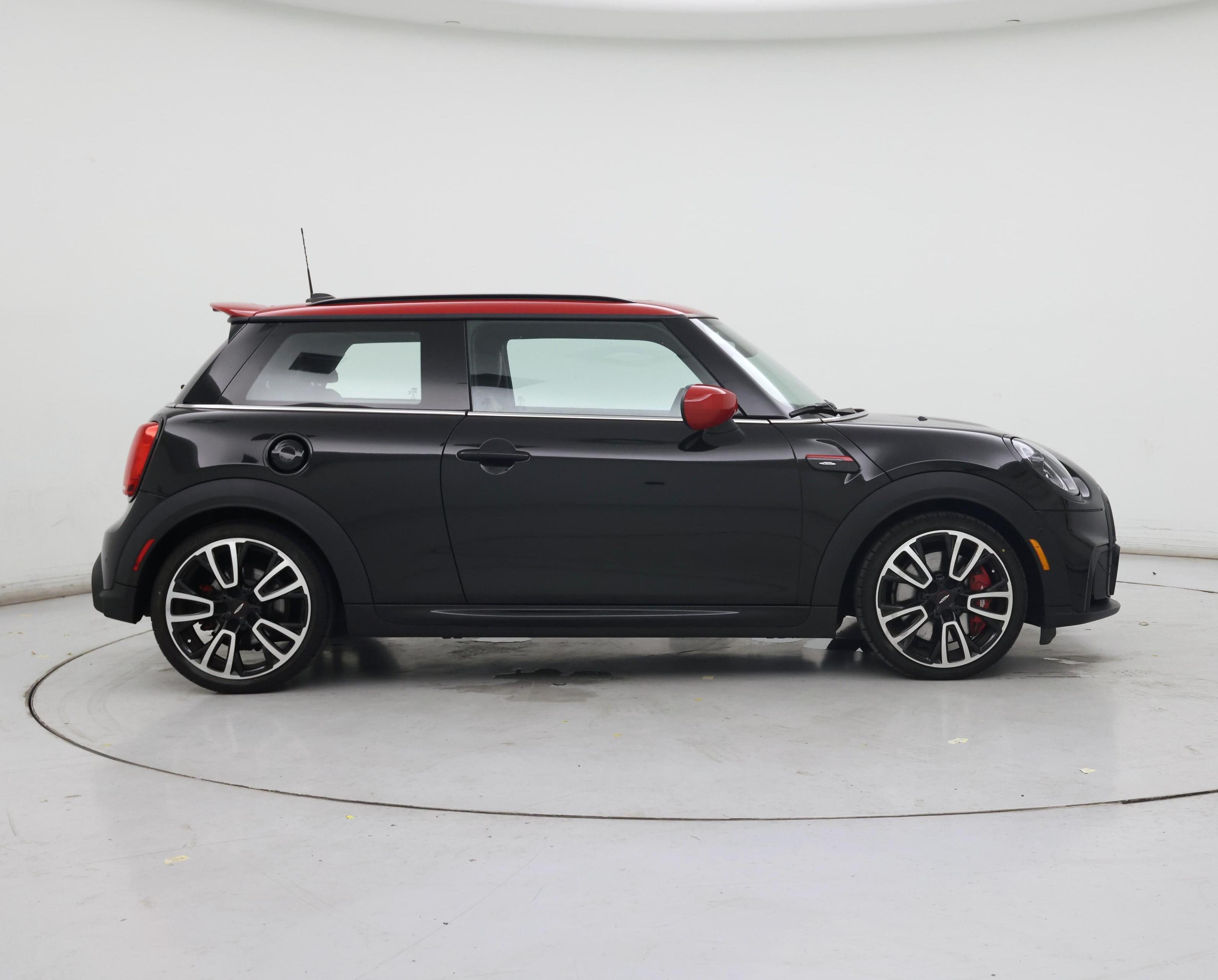 Thumbnail: 2022 MINI Cooper Hardtop - 7