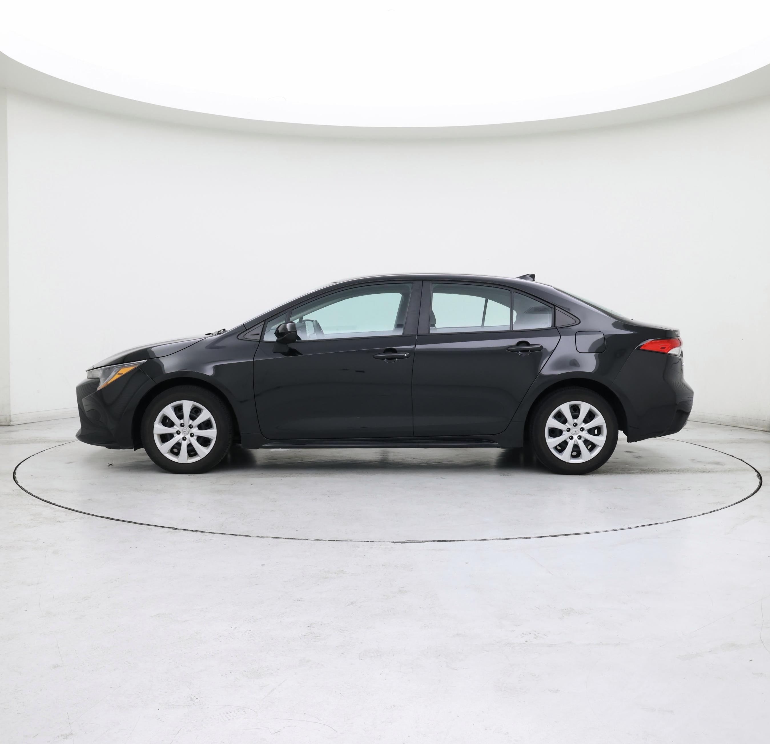 Thumbnail: 2022 Toyota Corolla - 3