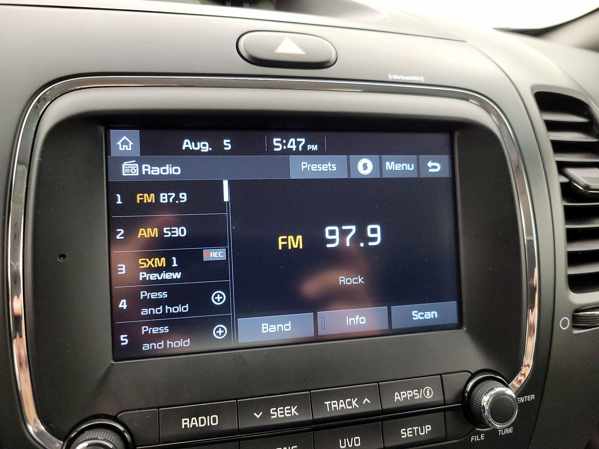 Thumbnail: 2018 Kia Forte - 15