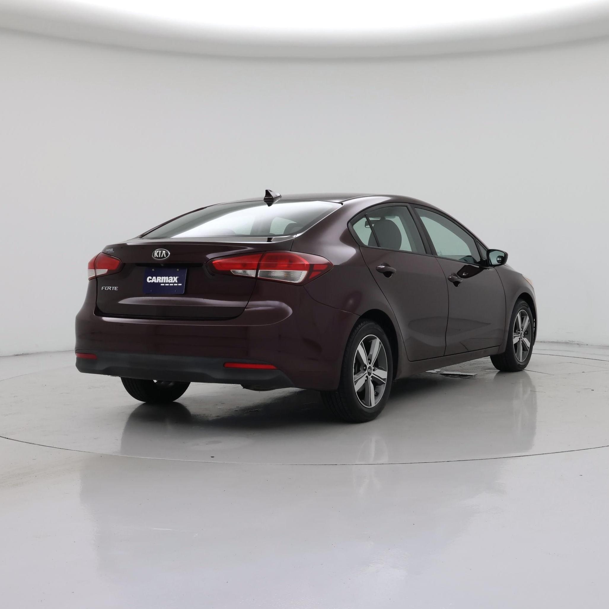 Thumbnail: 2018 Kia Forte - 8