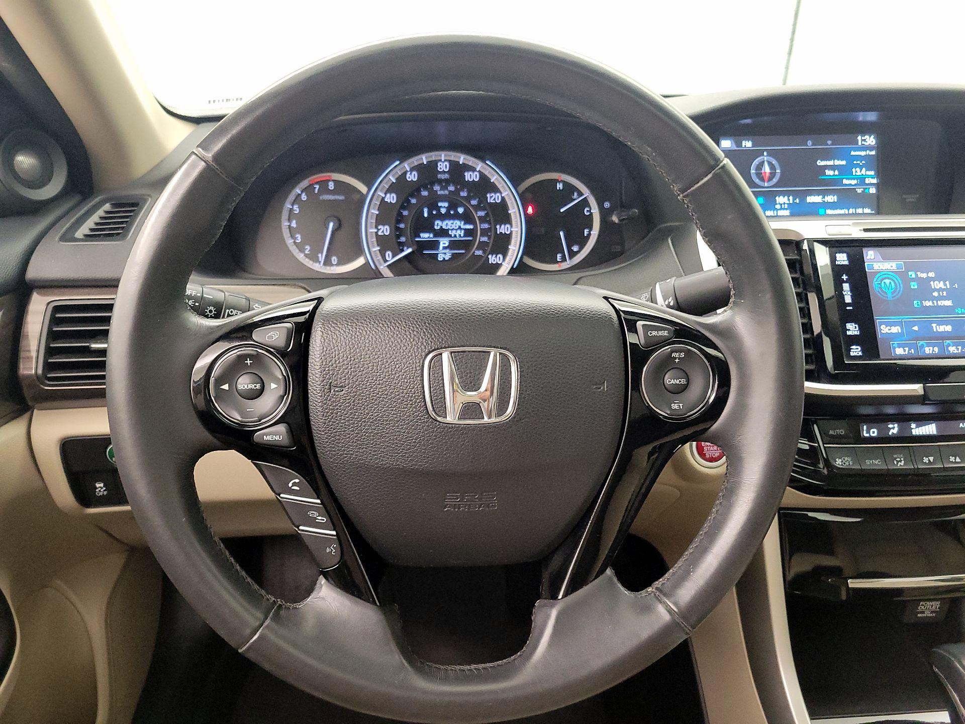 Thumbnail: 2017 Honda Accord - 10
