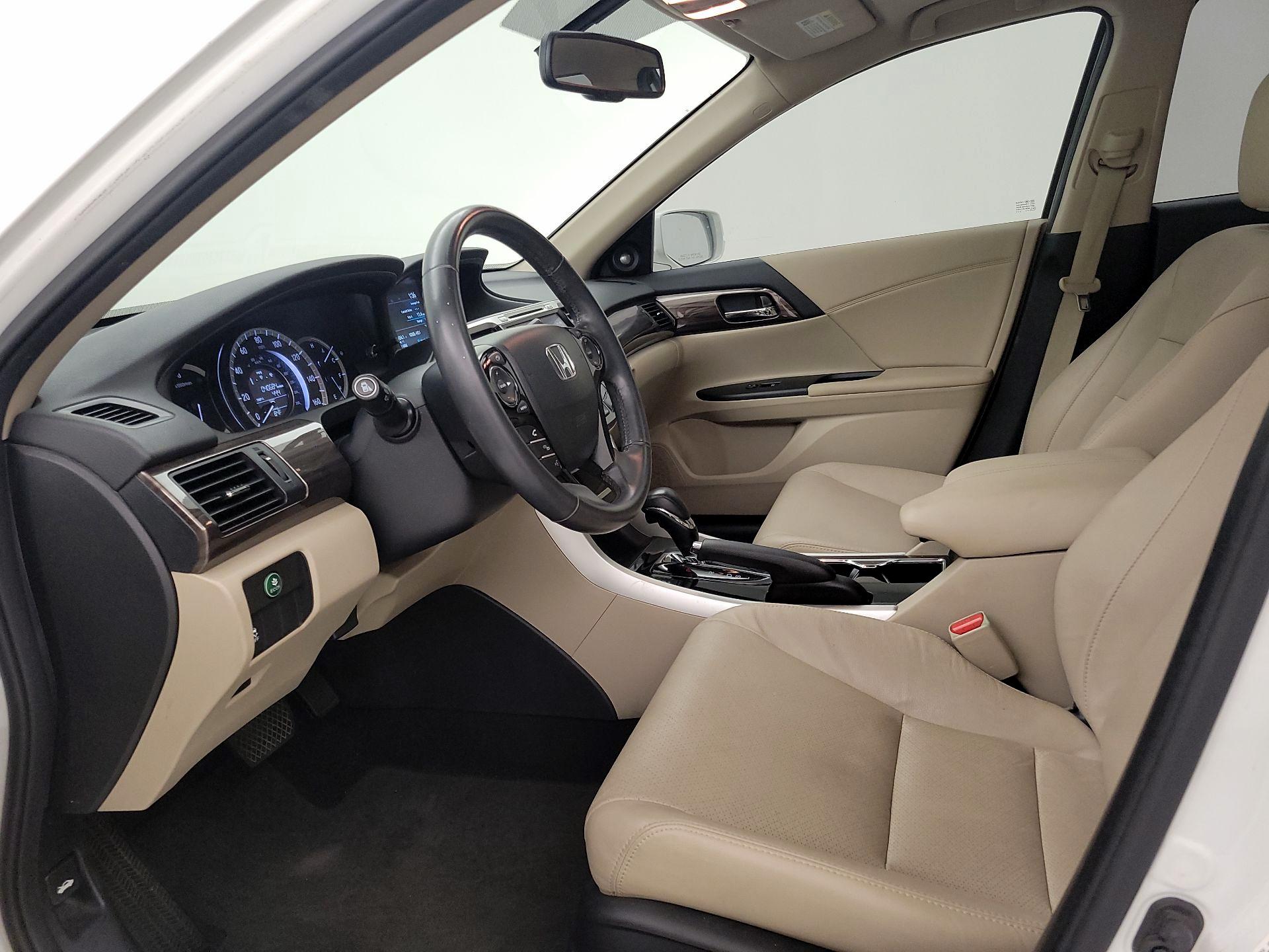 Thumbnail: 2017 Honda Accord - 11
