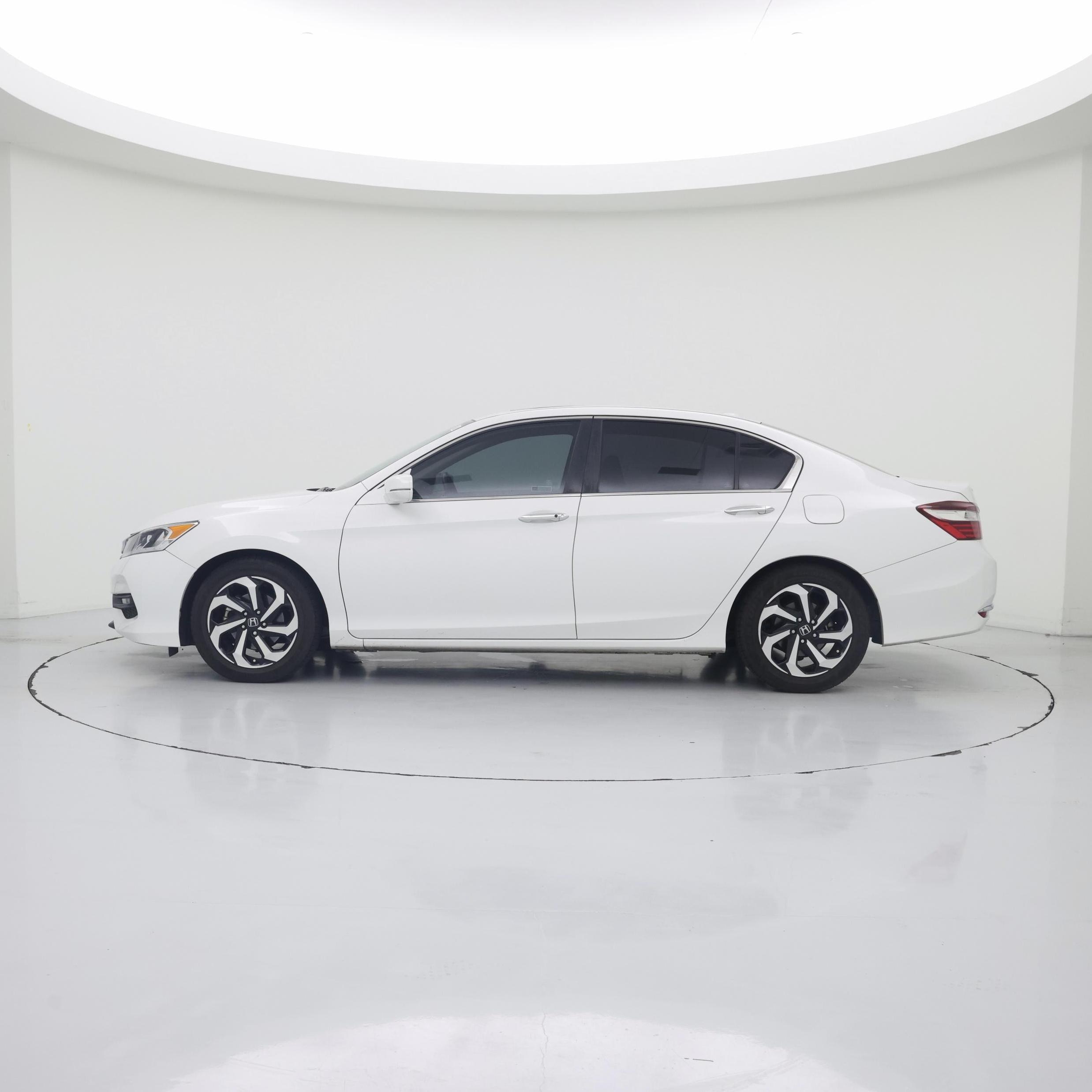 Thumbnail: 2017 Honda Accord - 3