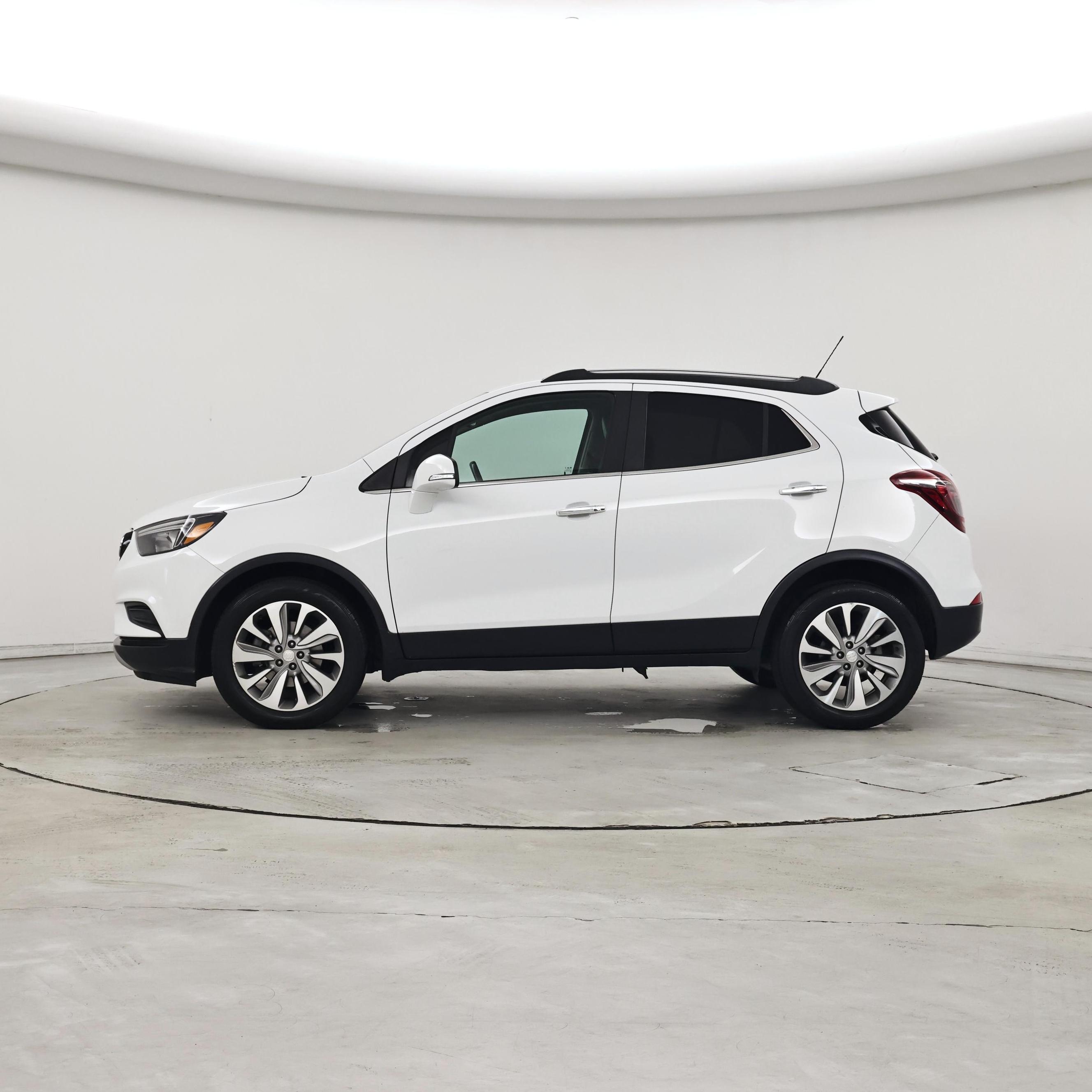 Thumbnail: 2019 Buick Encore - 3