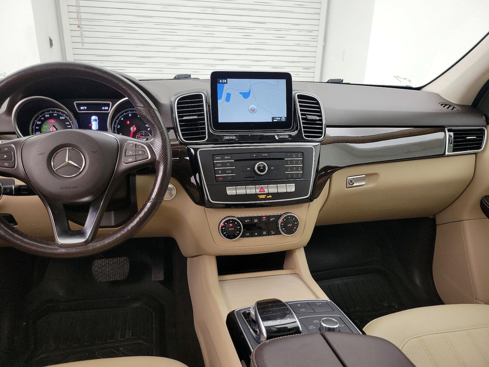 Apple CarPlay®