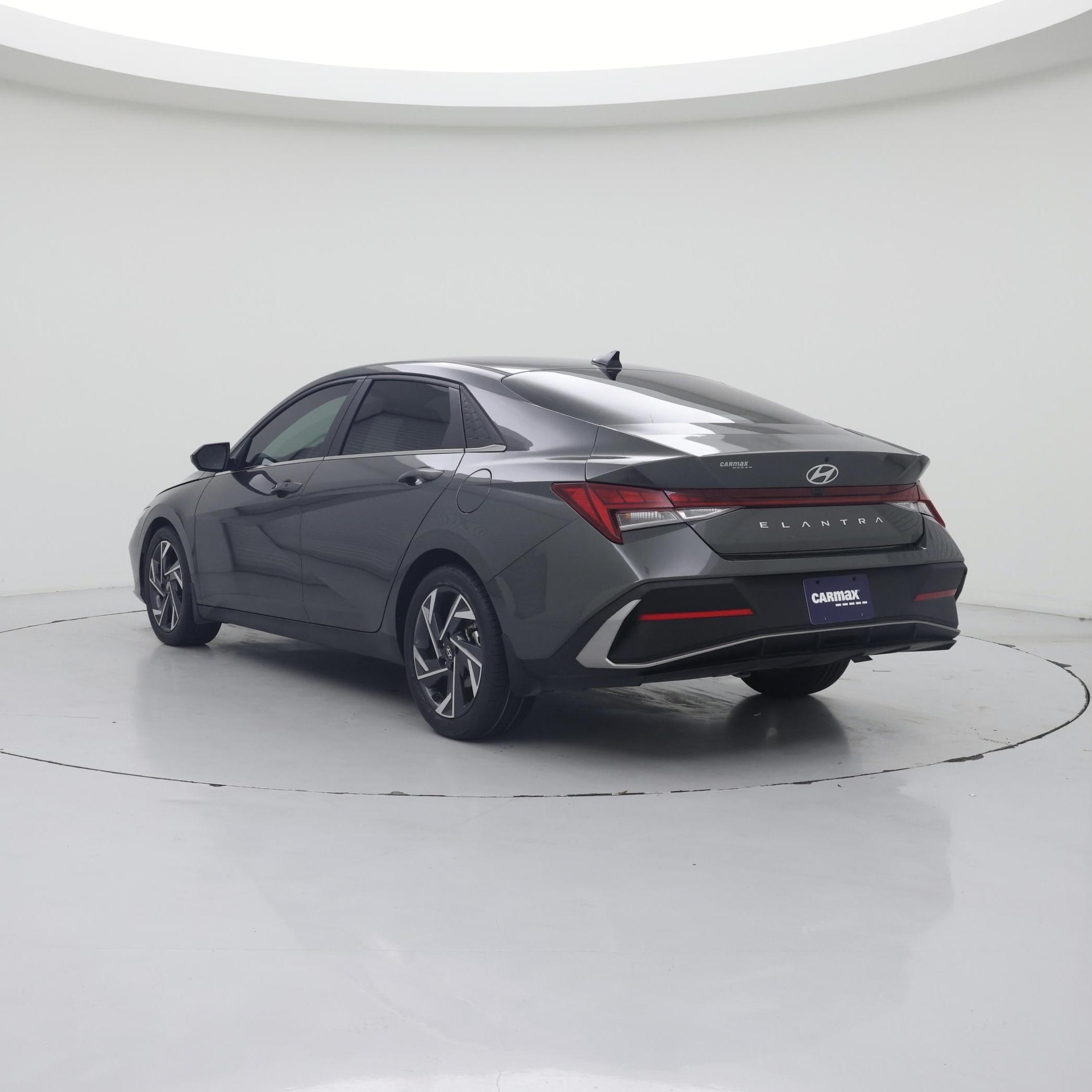Thumbnail: 2024 Hyundai Elantra - 2