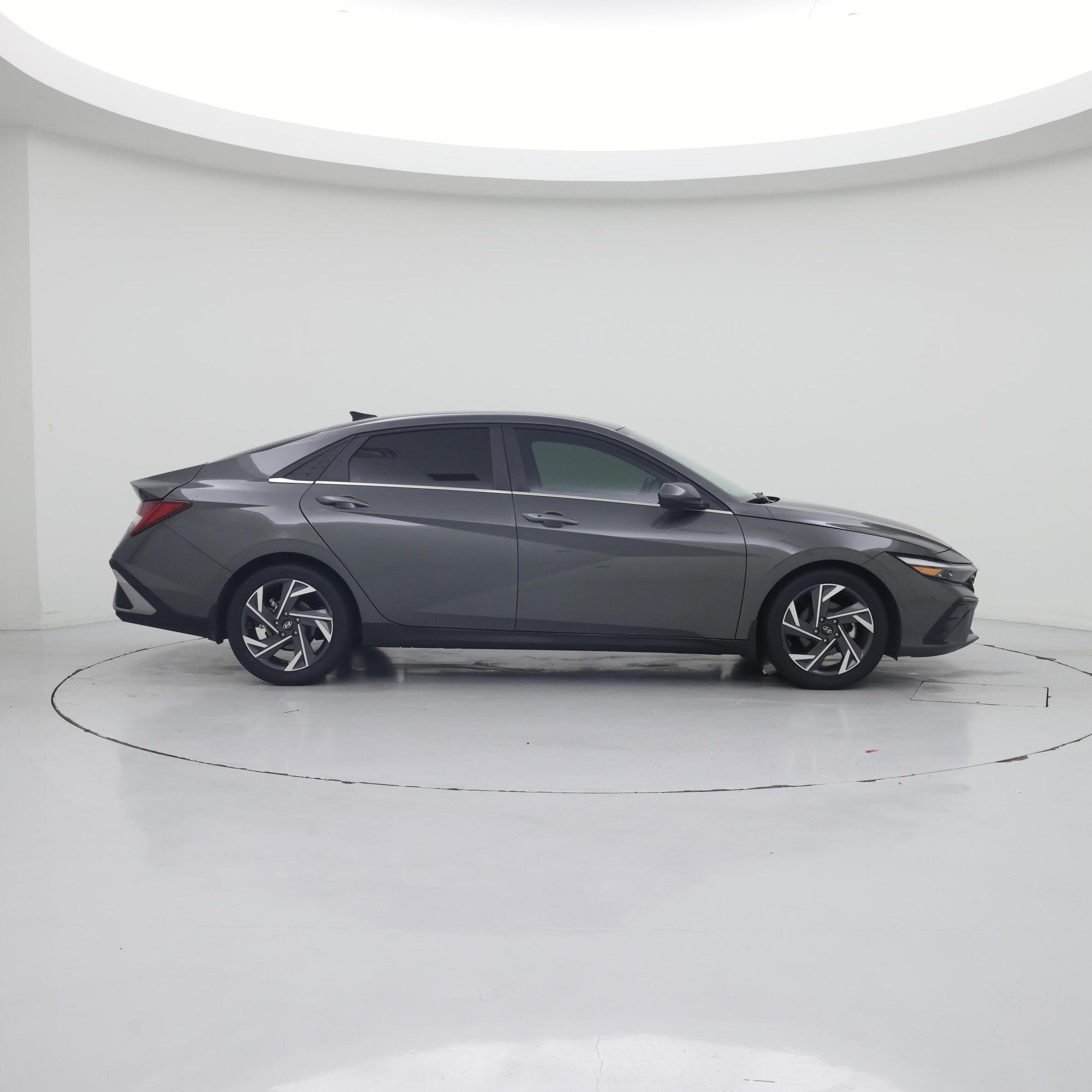 Thumbnail: 2024 Hyundai Elantra - 7