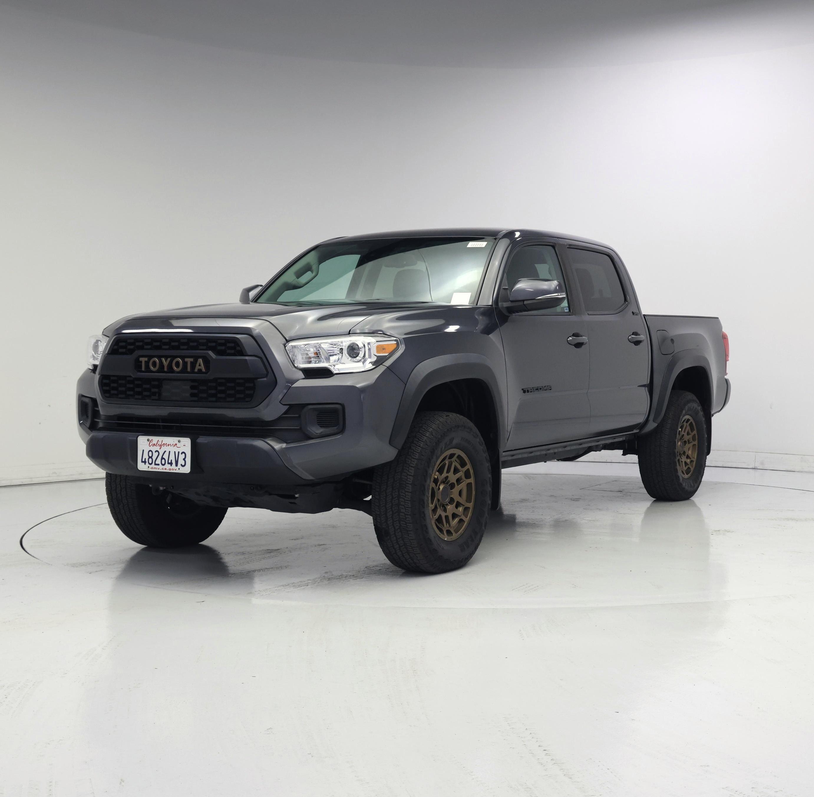 Thumbnail: 2023 Toyota Tacoma - 4