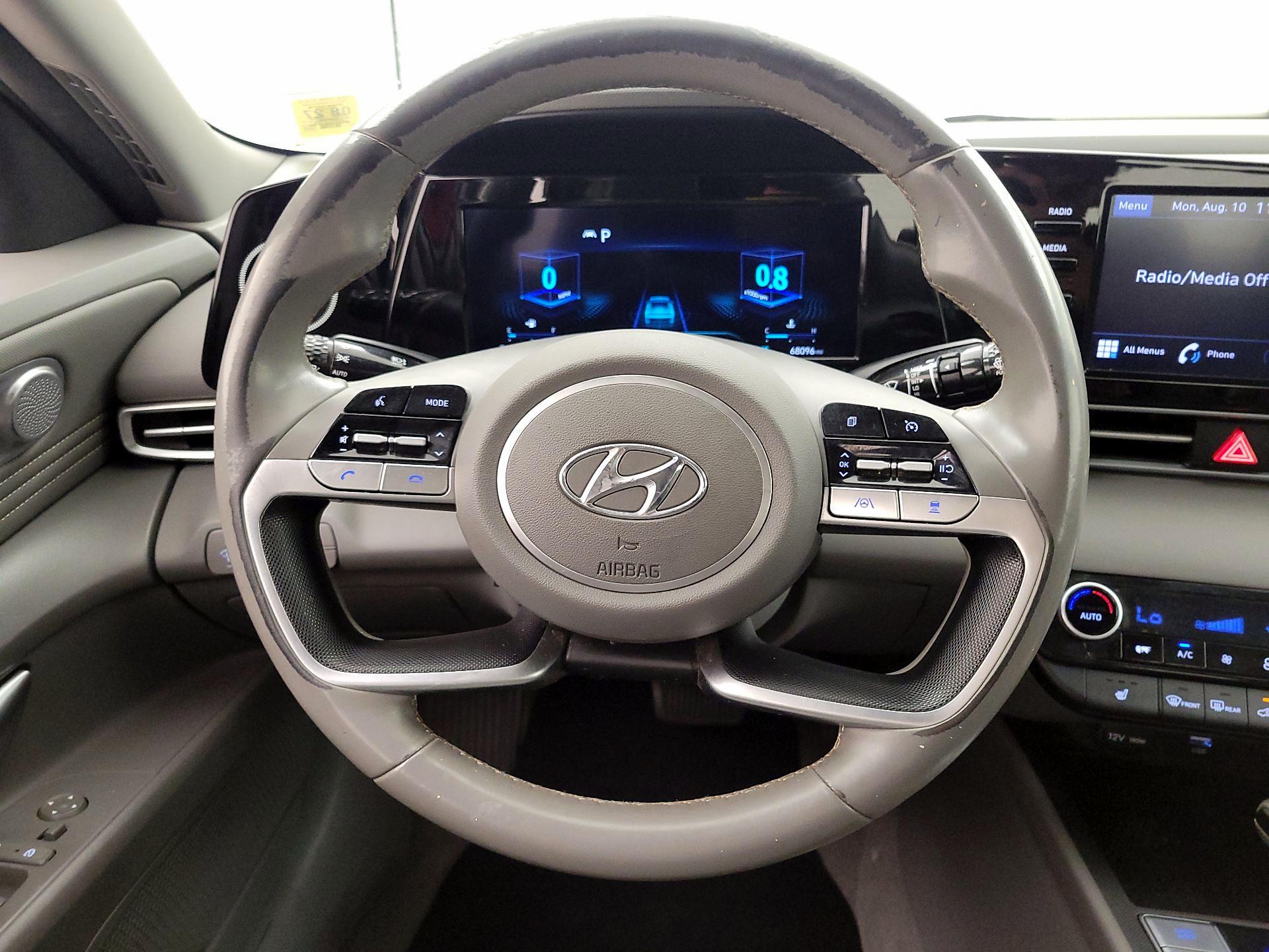 Thumbnail: 2022 Hyundai Elantra - 10