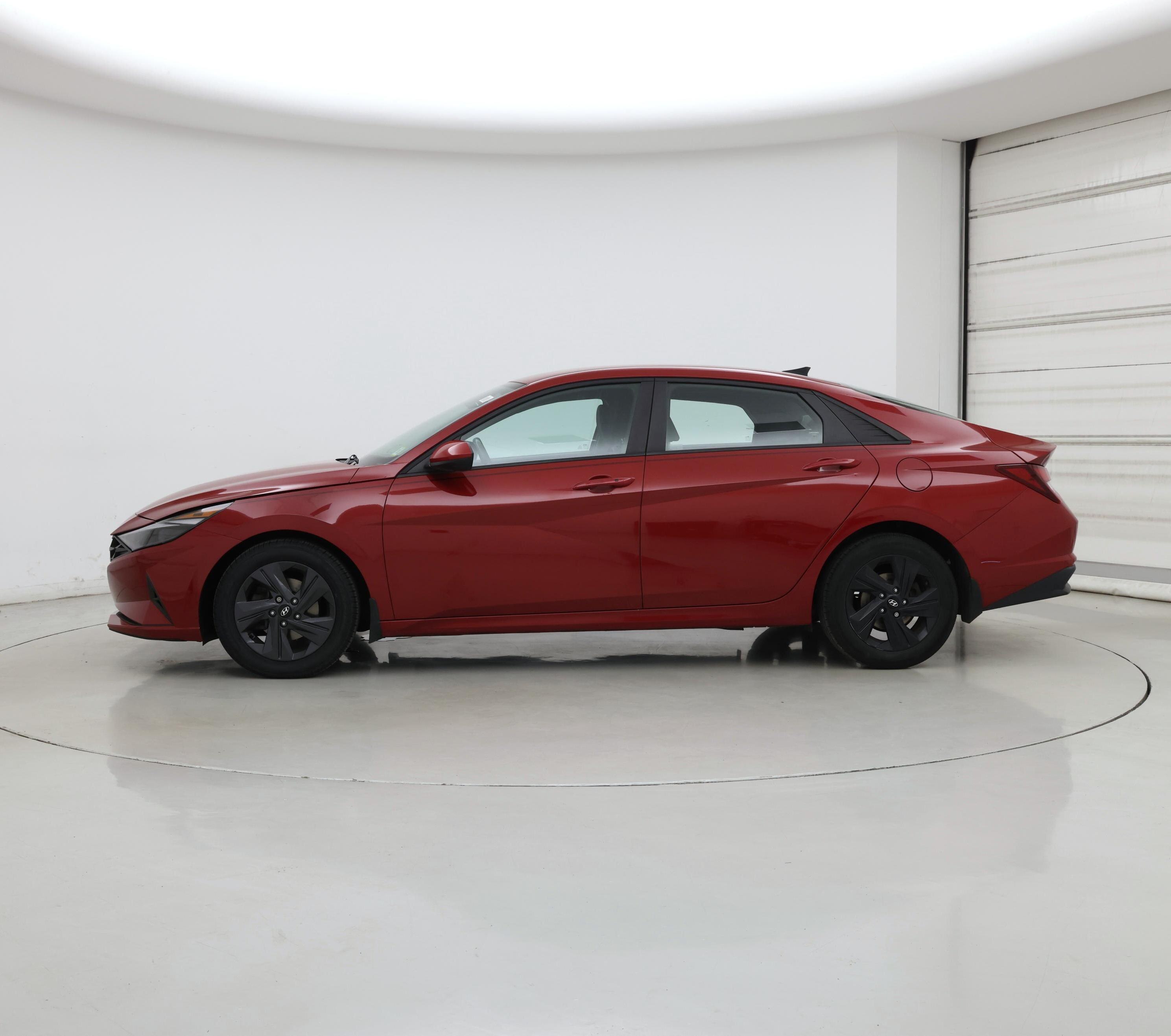 Thumbnail: 2022 Hyundai Elantra - 3