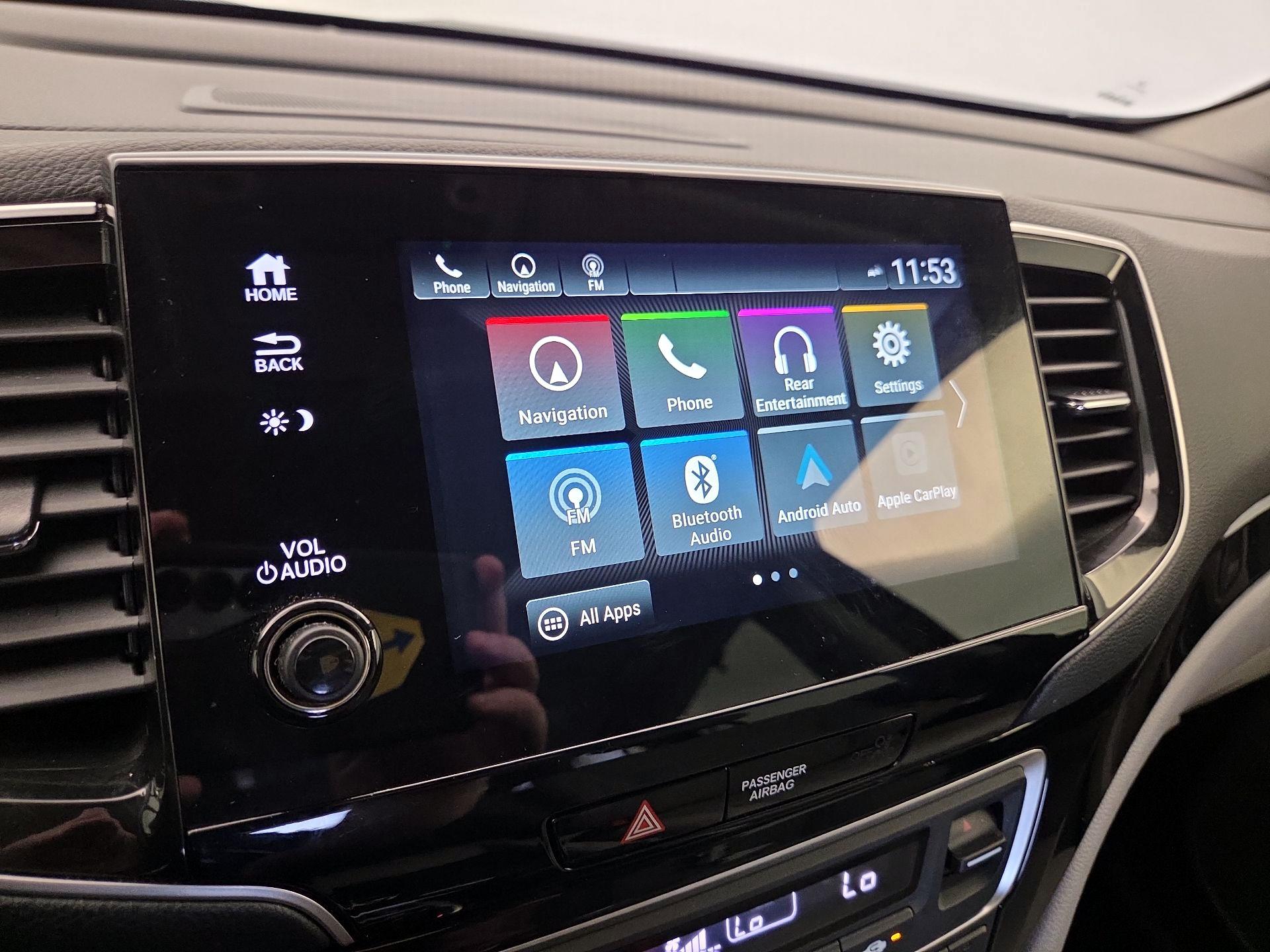 Thumbnail: 2019 Honda Pilot - 16