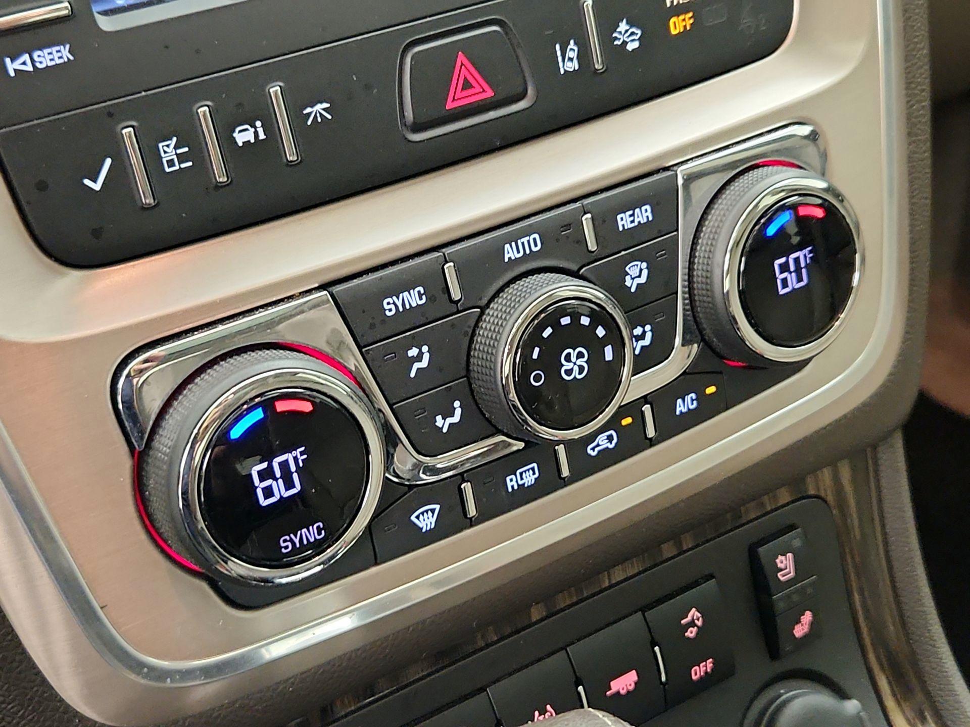 Thumbnail: 2014 GMC Acadia - 17