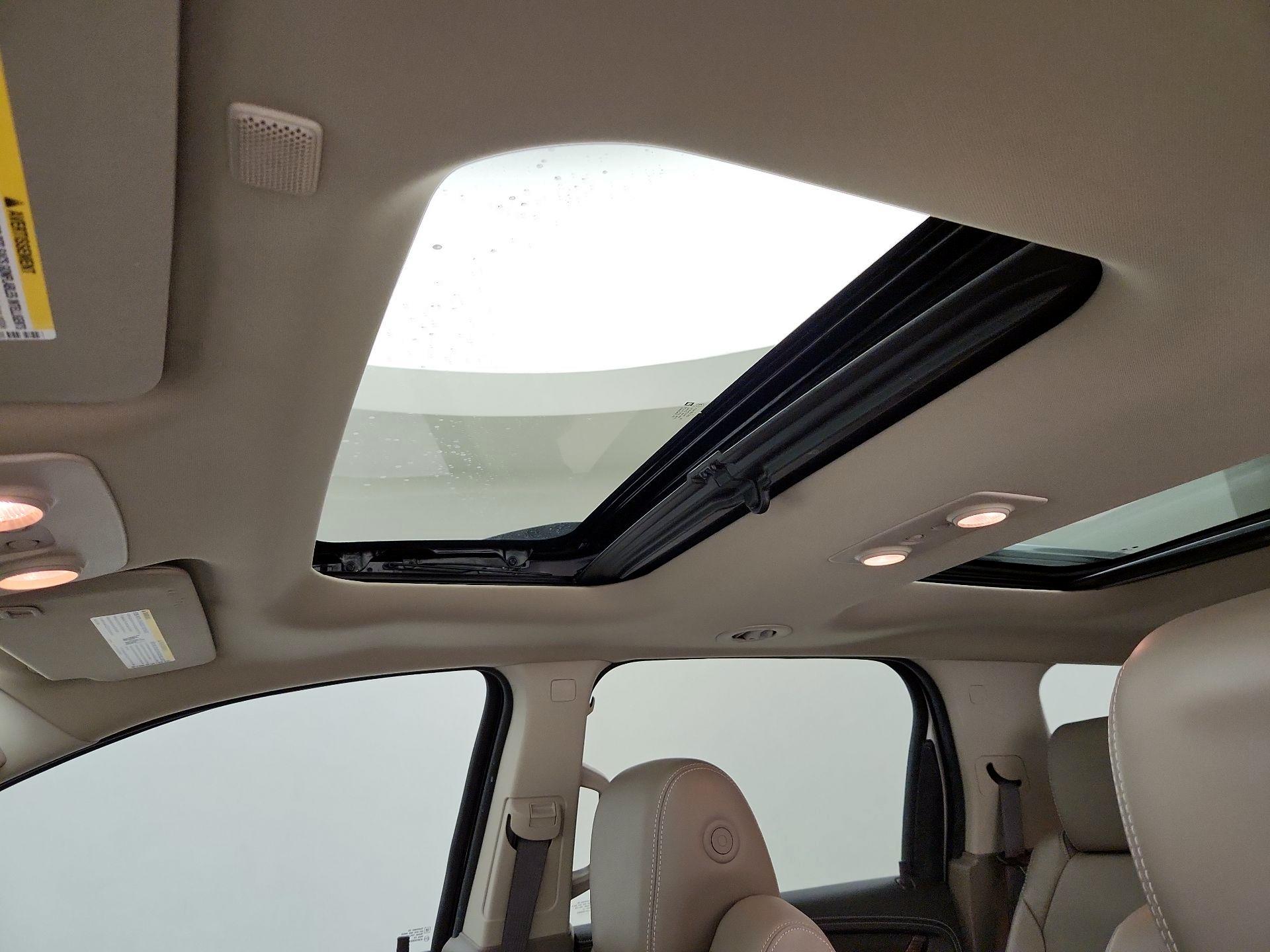 Thumbnail: 2014 GMC Acadia - 20
