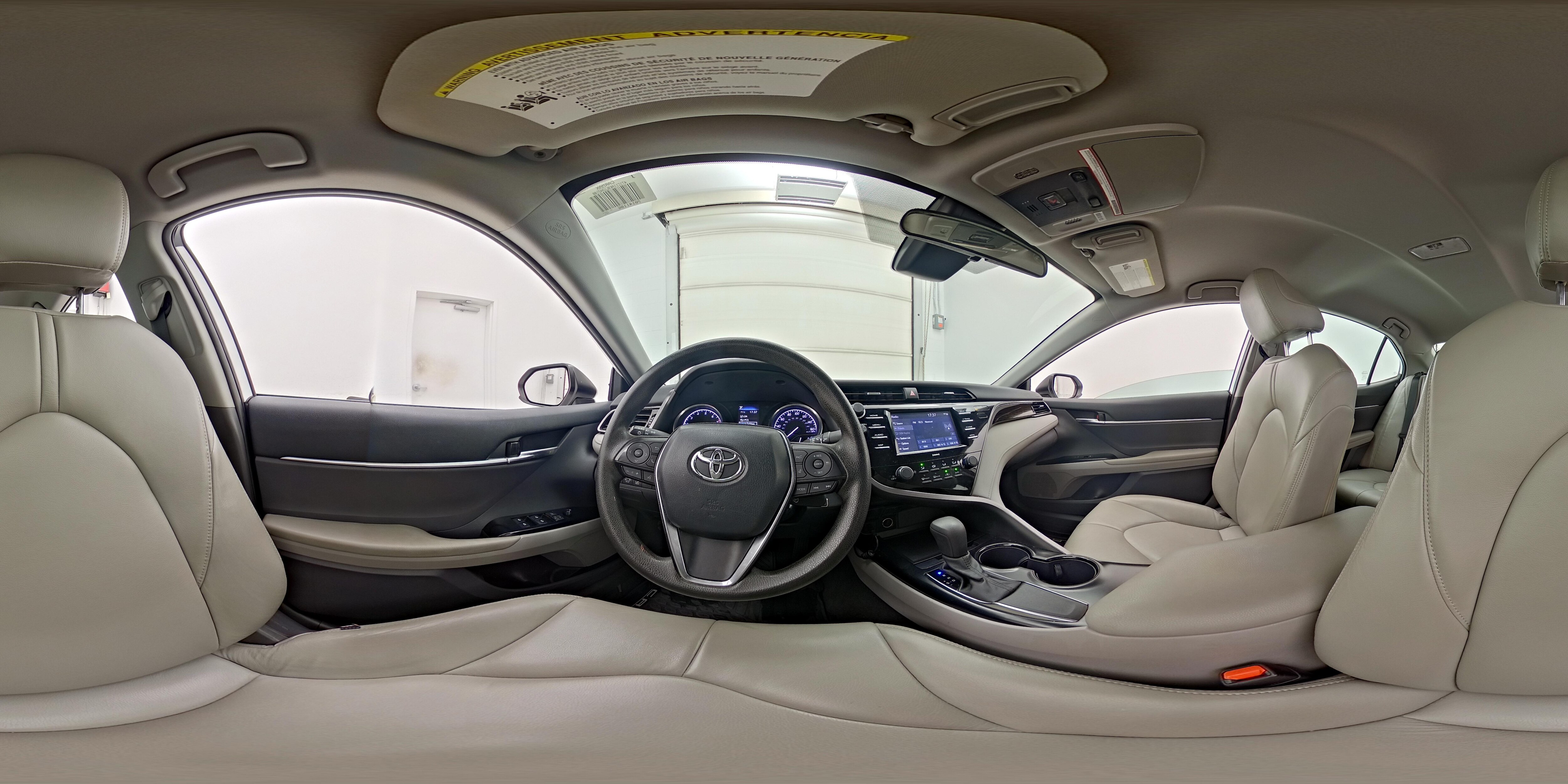 2020 Toyota Camry LE - Photo 23