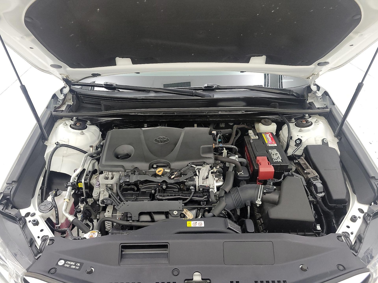2020 Toyota Camry LE - Photo 21