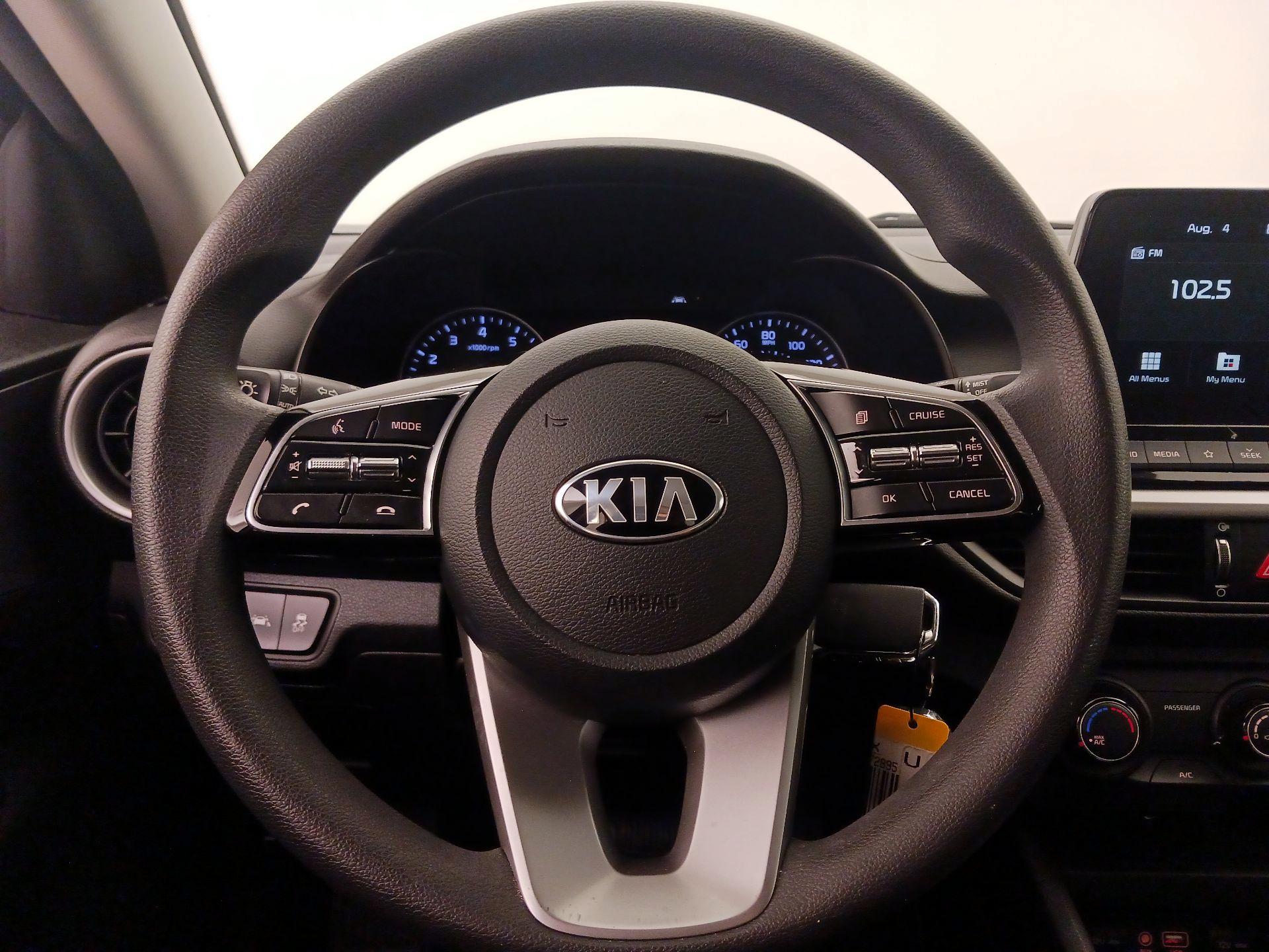 Thumbnail: 2021 Kia Forte - 10