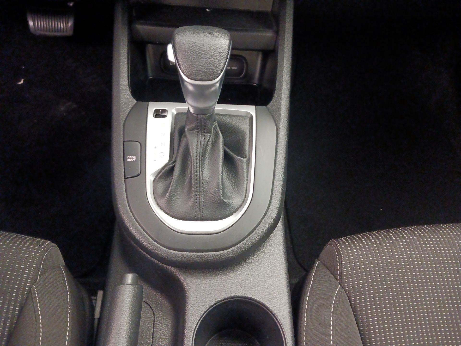 Thumbnail: 2021 Kia Forte - 17