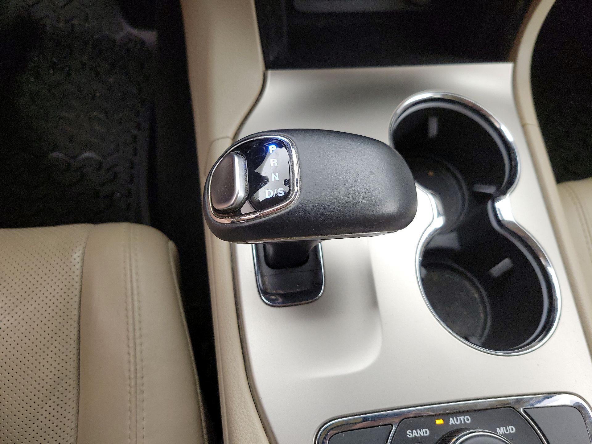 Thumbnail: 2014 Jeep Grand Cherokee - 18