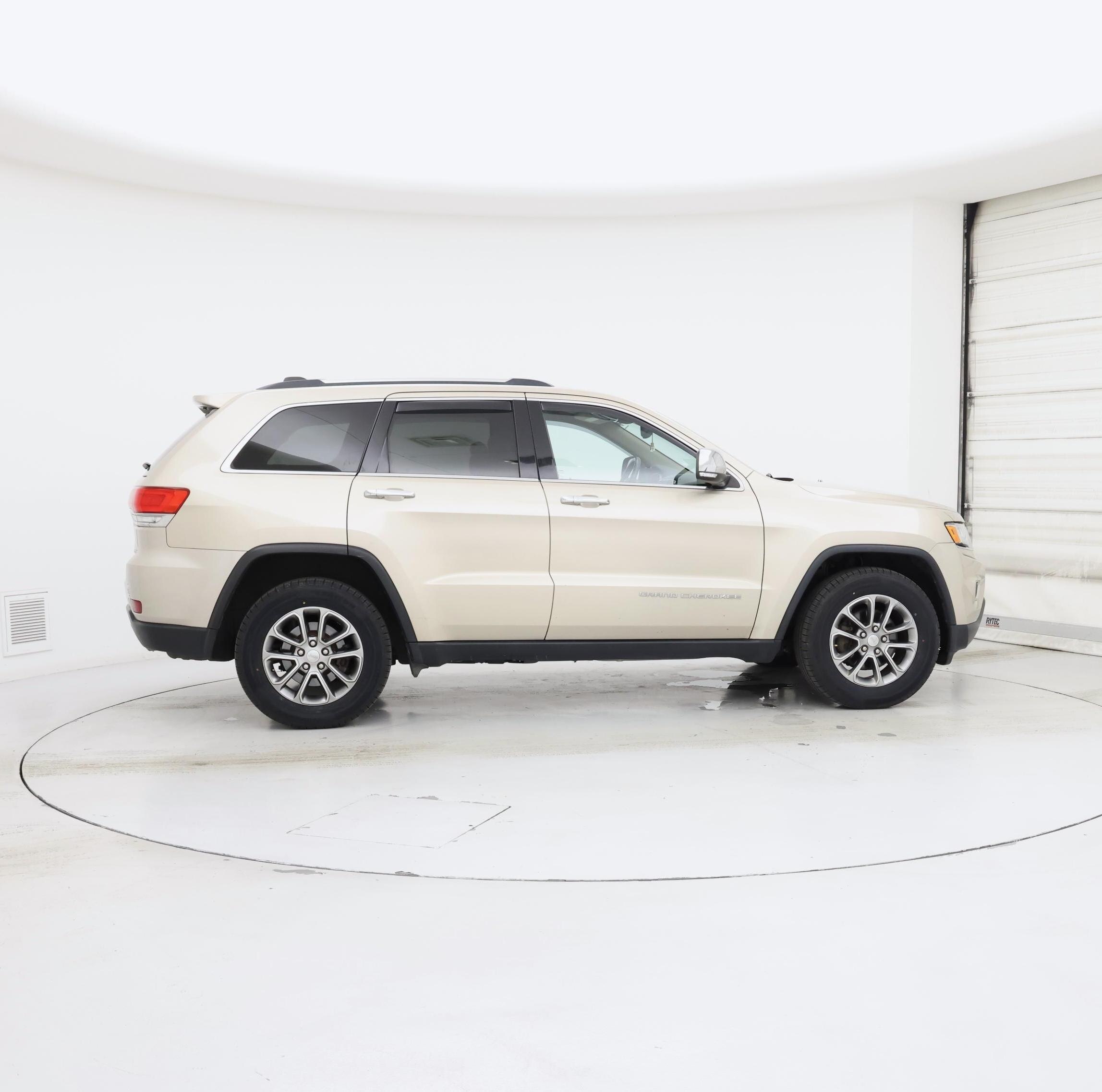 Thumbnail: 2014 Jeep Grand Cherokee - 7