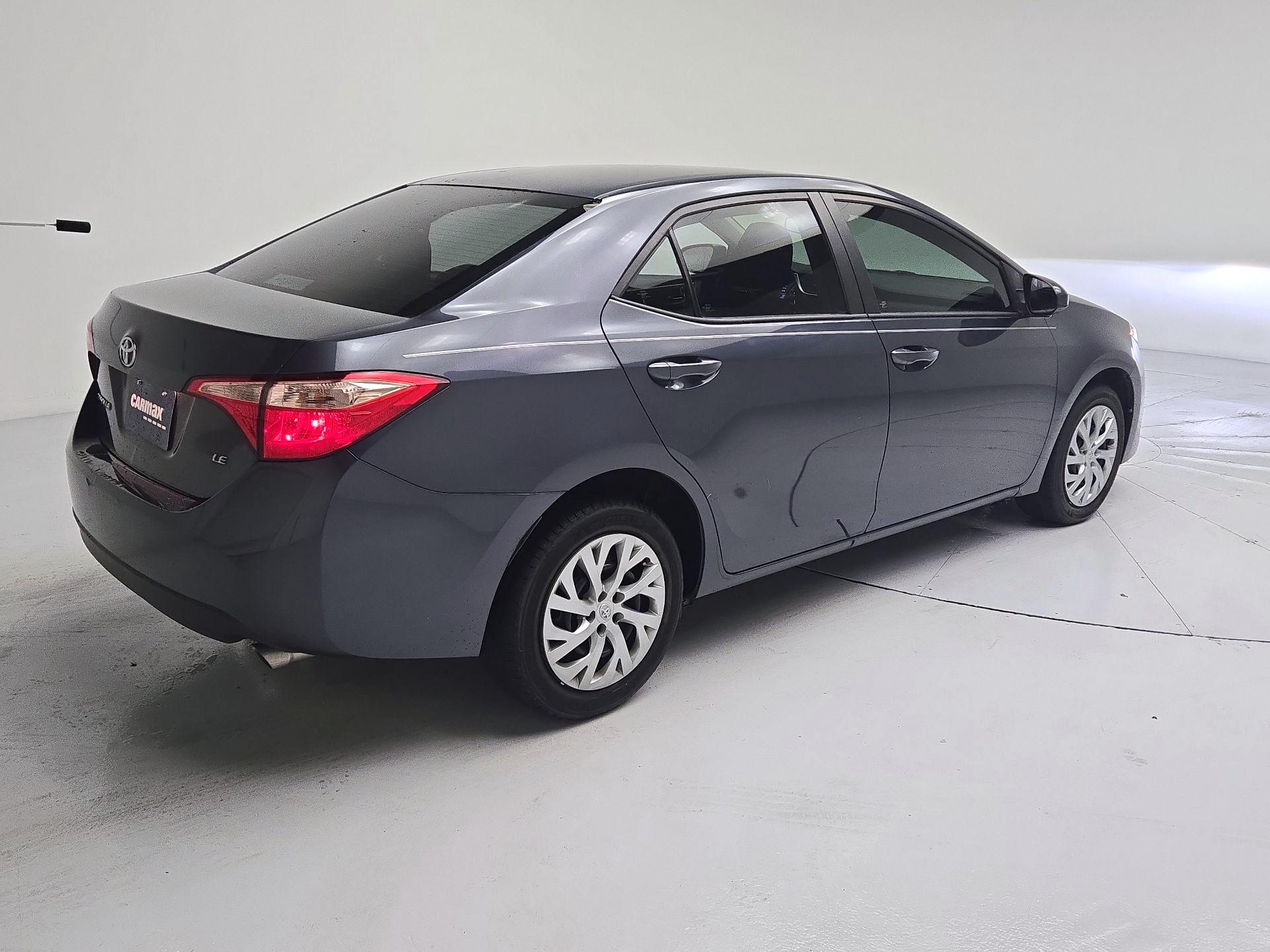 Thumbnail: 2017 Toyota Corolla - 5
