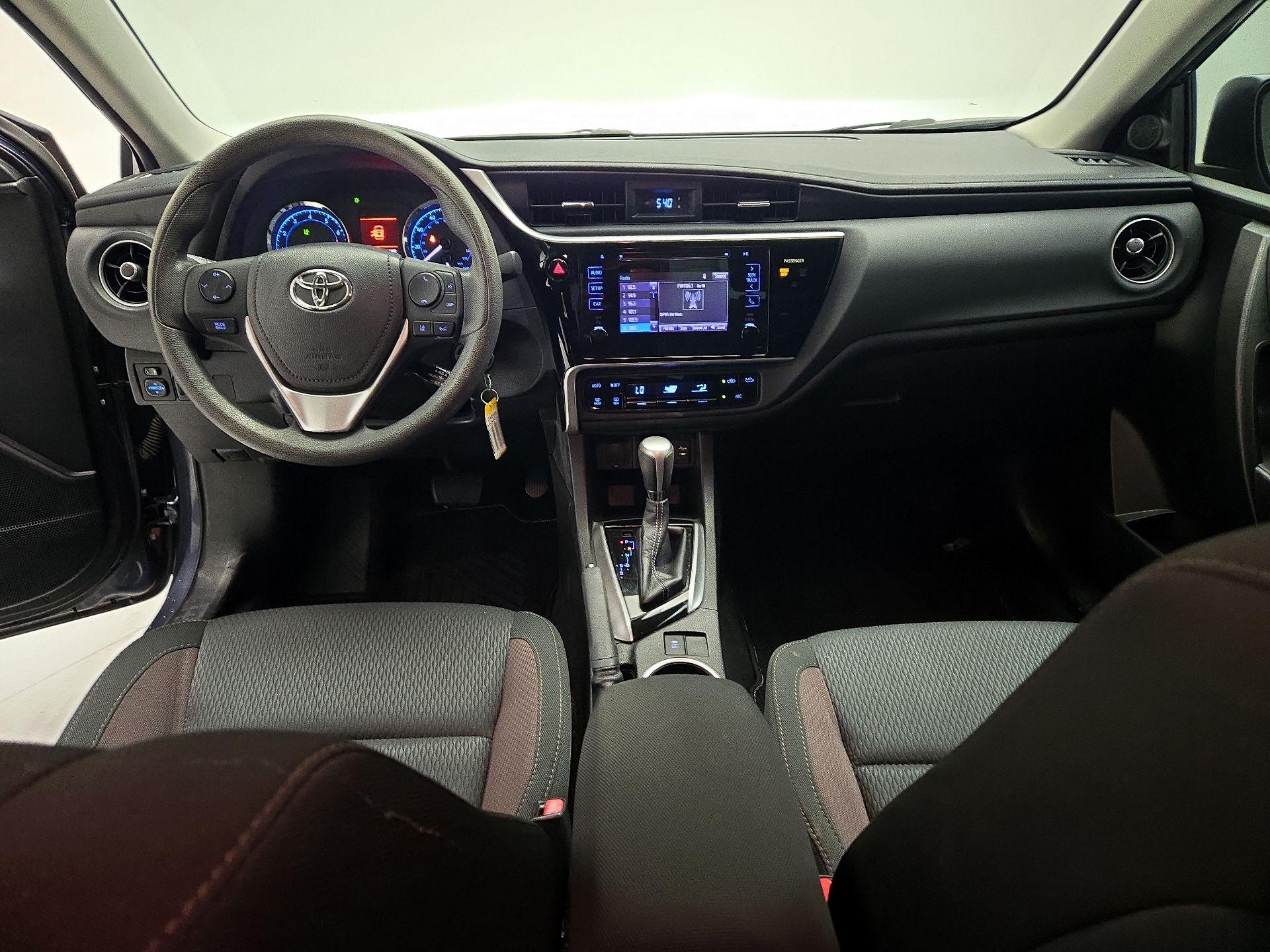 Thumbnail: 2017 Toyota Corolla - 8