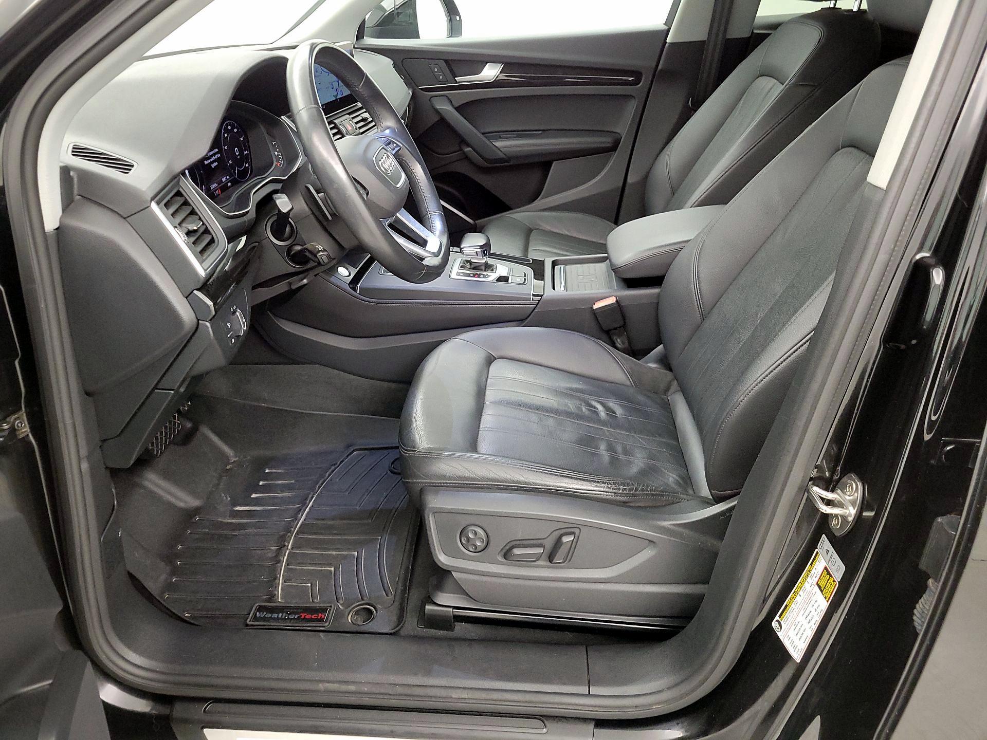 Thumbnail: 2020 Audi Q5 - 9