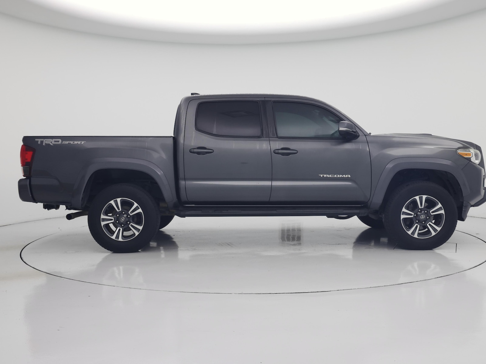 2019 Toyota Tacoma TRD Sport - Photo 8