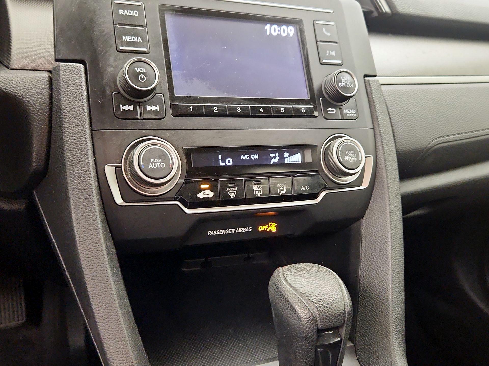 Thumbnail: 2016 Honda Civic - 16