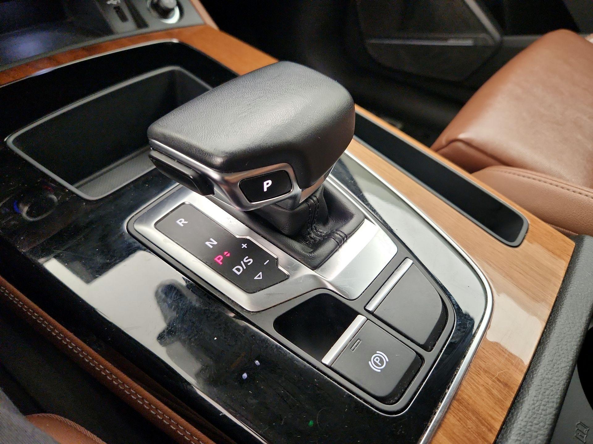 Thumbnail: 2023 Audi Q5 - 17