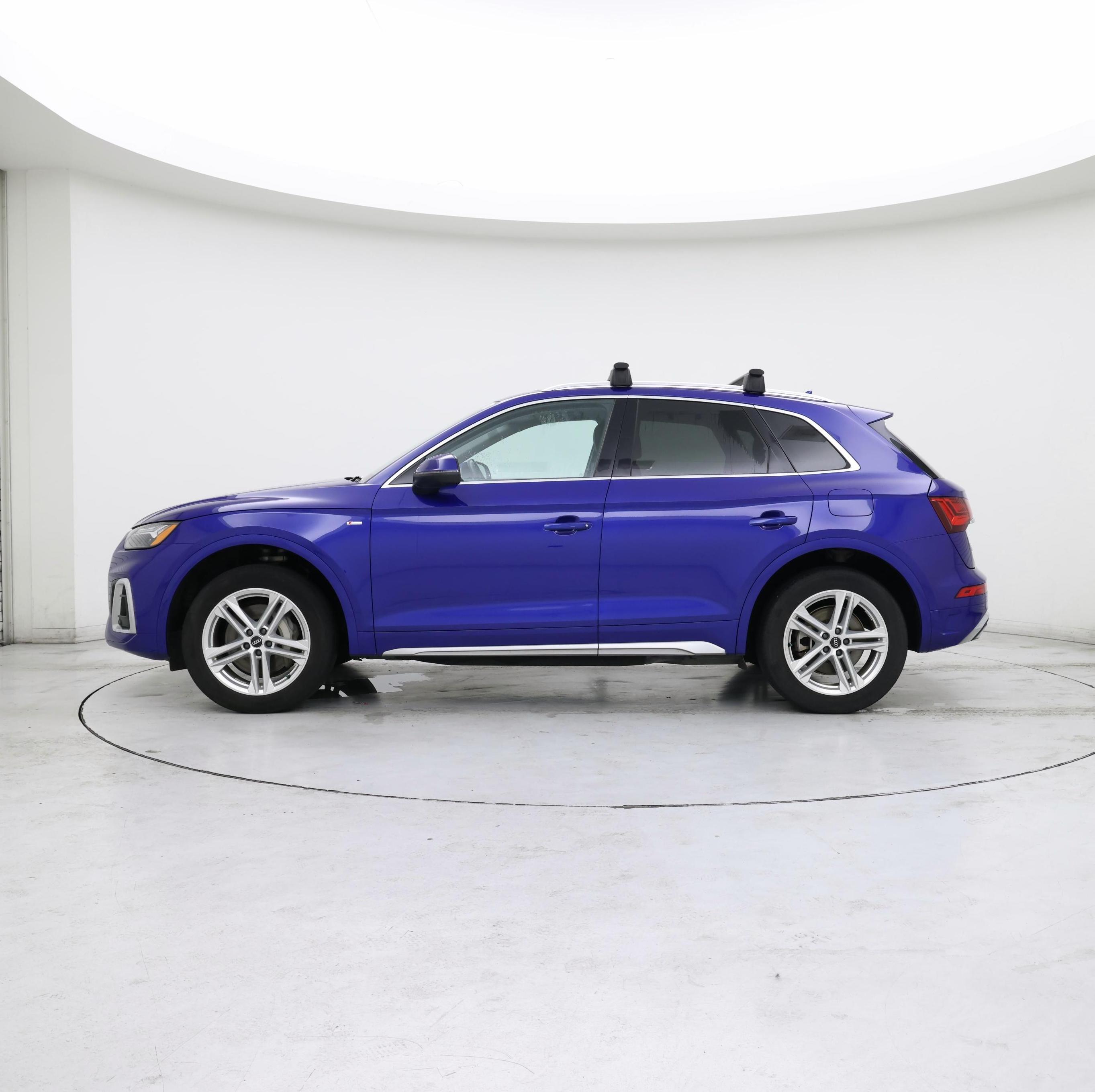 Thumbnail: 2023 Audi Q5 - 3