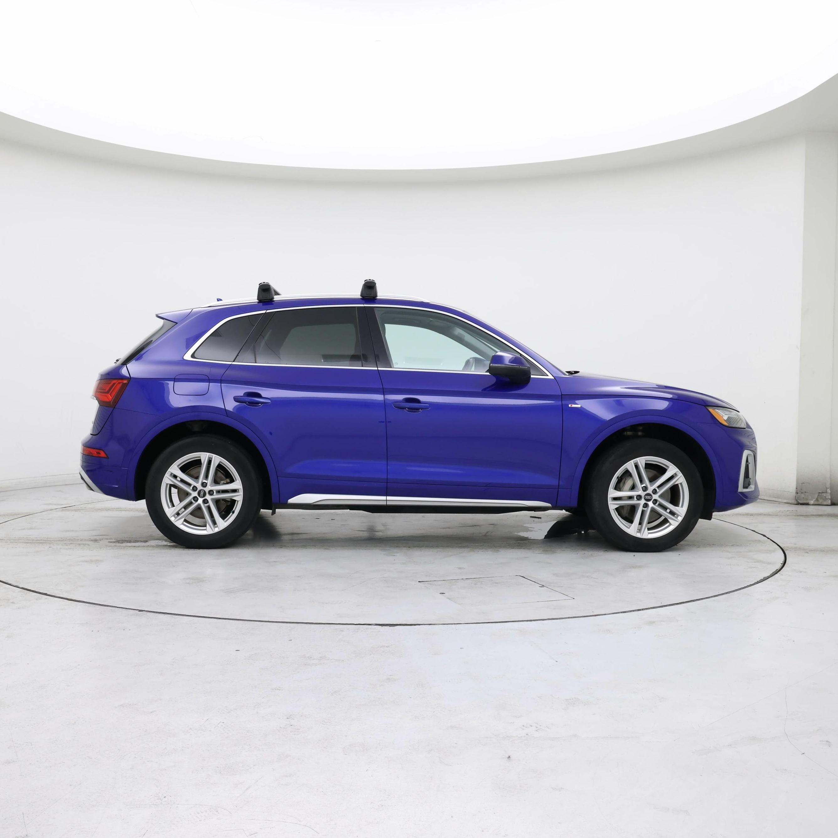 Thumbnail: 2023 Audi Q5 - 7