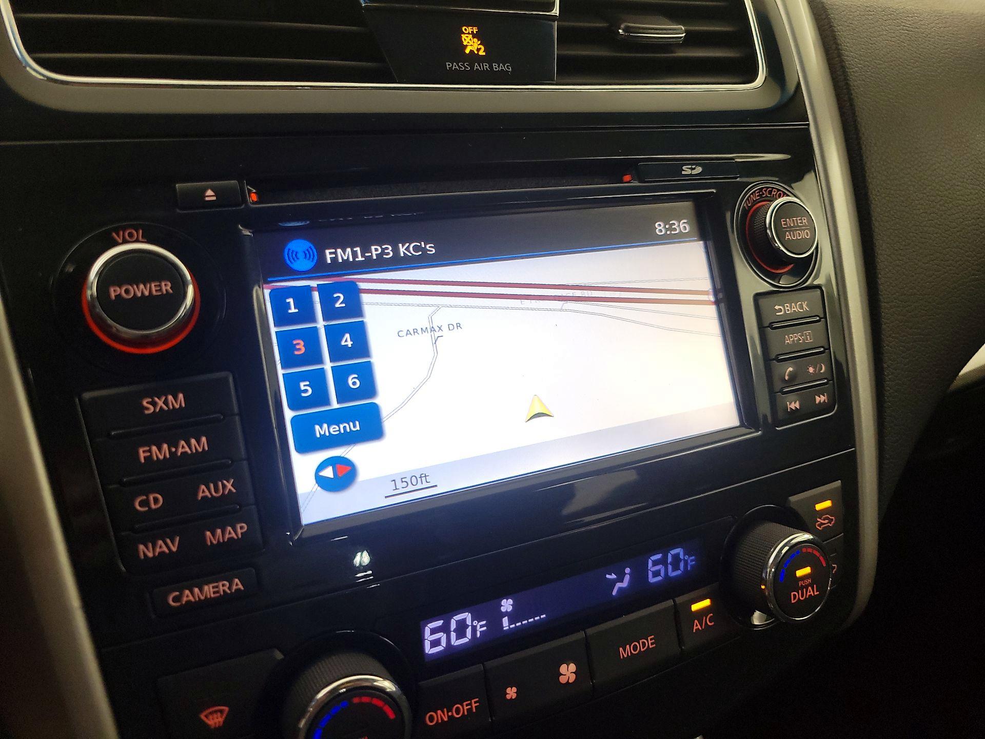 Thumbnail: 2015 Nissan Altima - 14