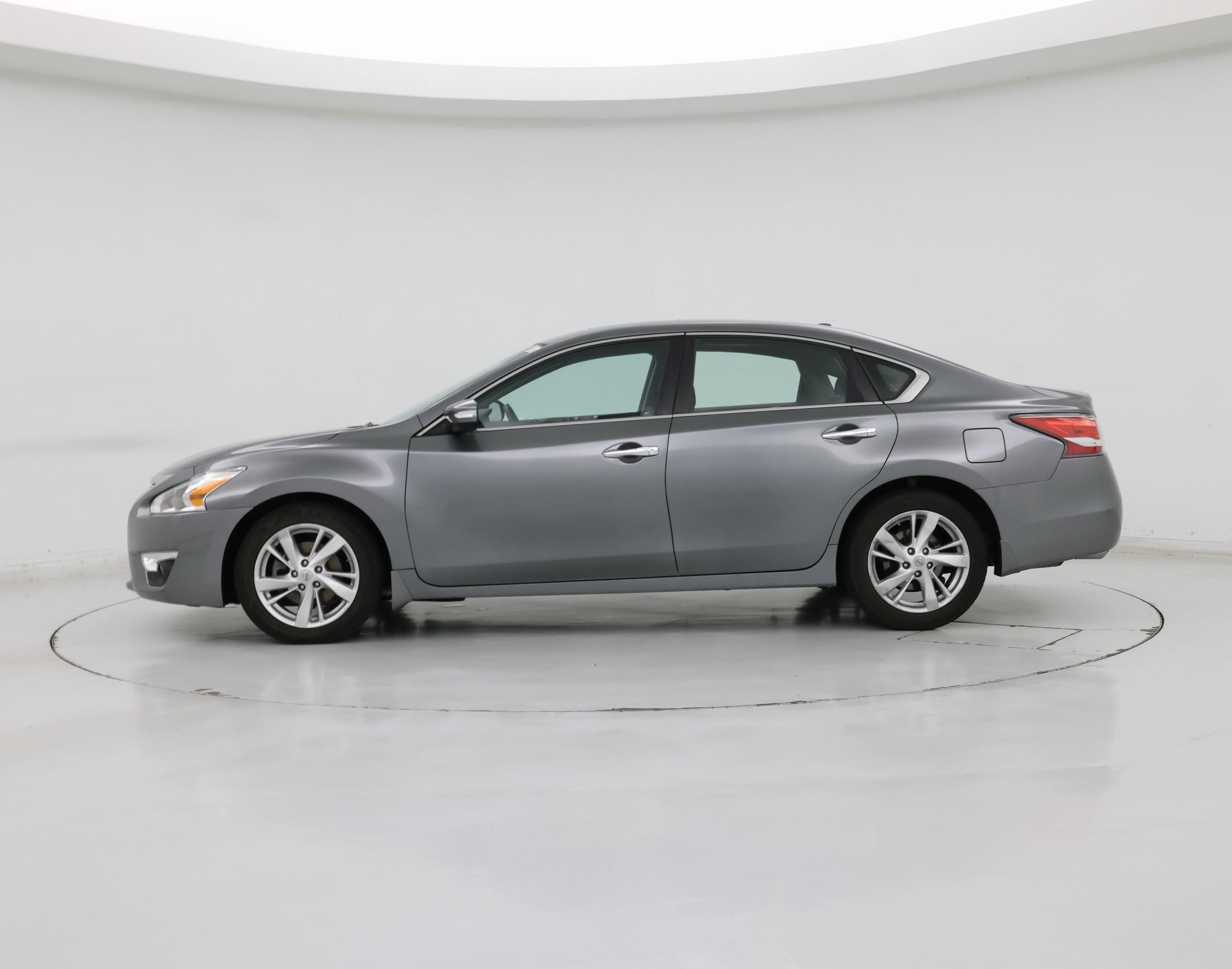 Thumbnail: 2015 Nissan Altima - 3