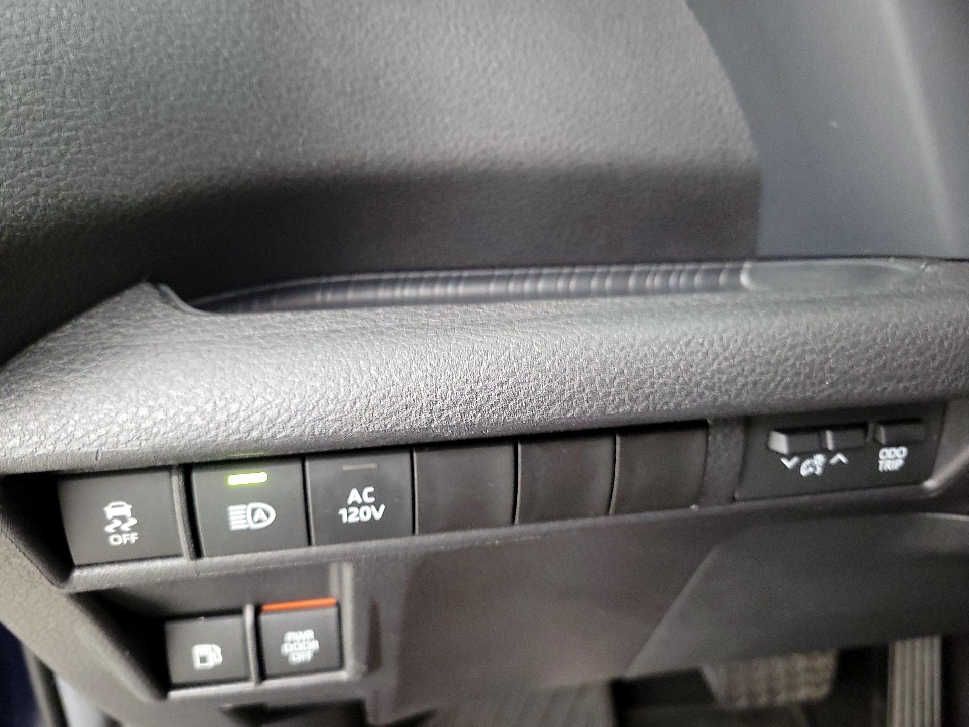 Thumbnail: 2025 Toyota Sienna - 13
