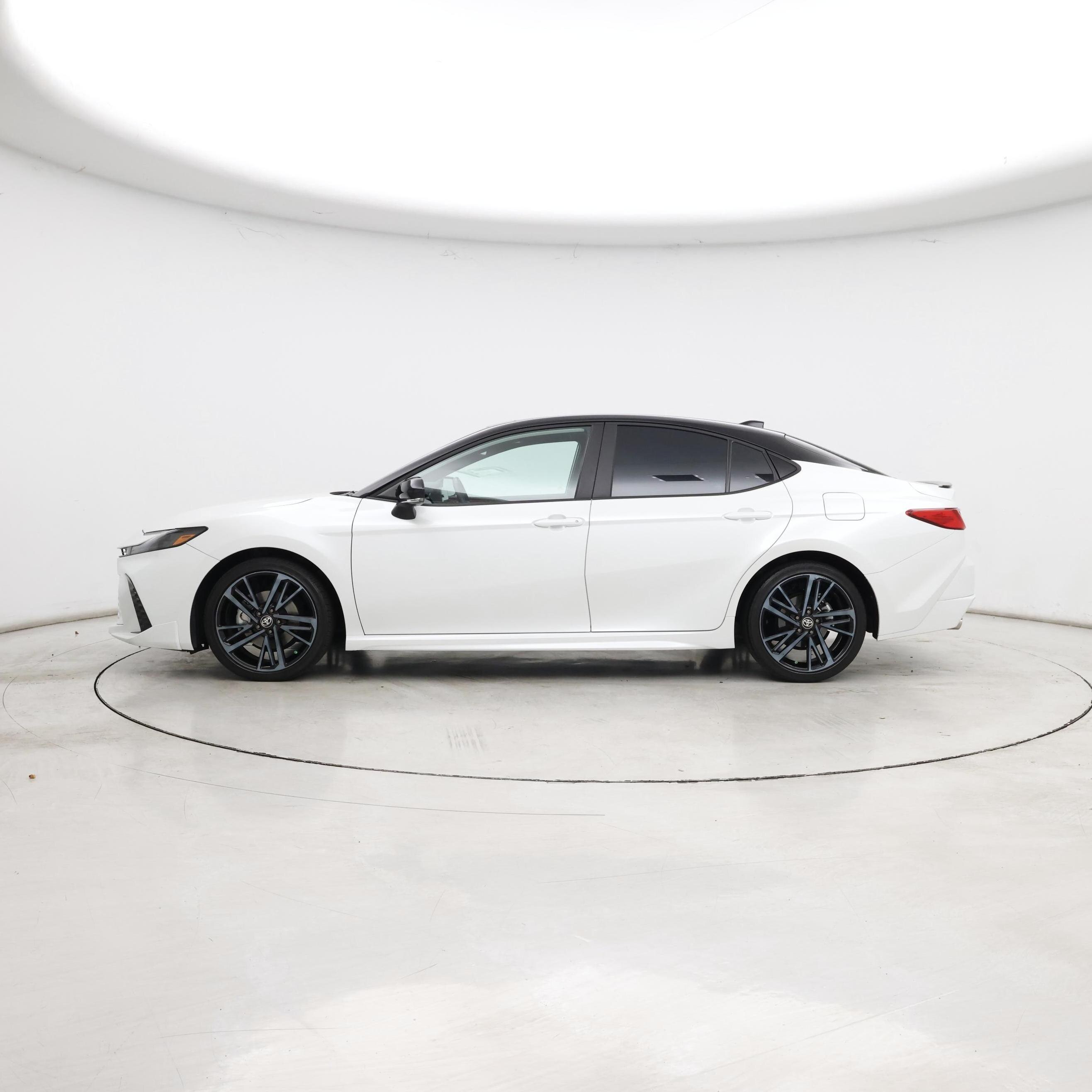 Thumbnail: 2026 Toyota Camry - 3