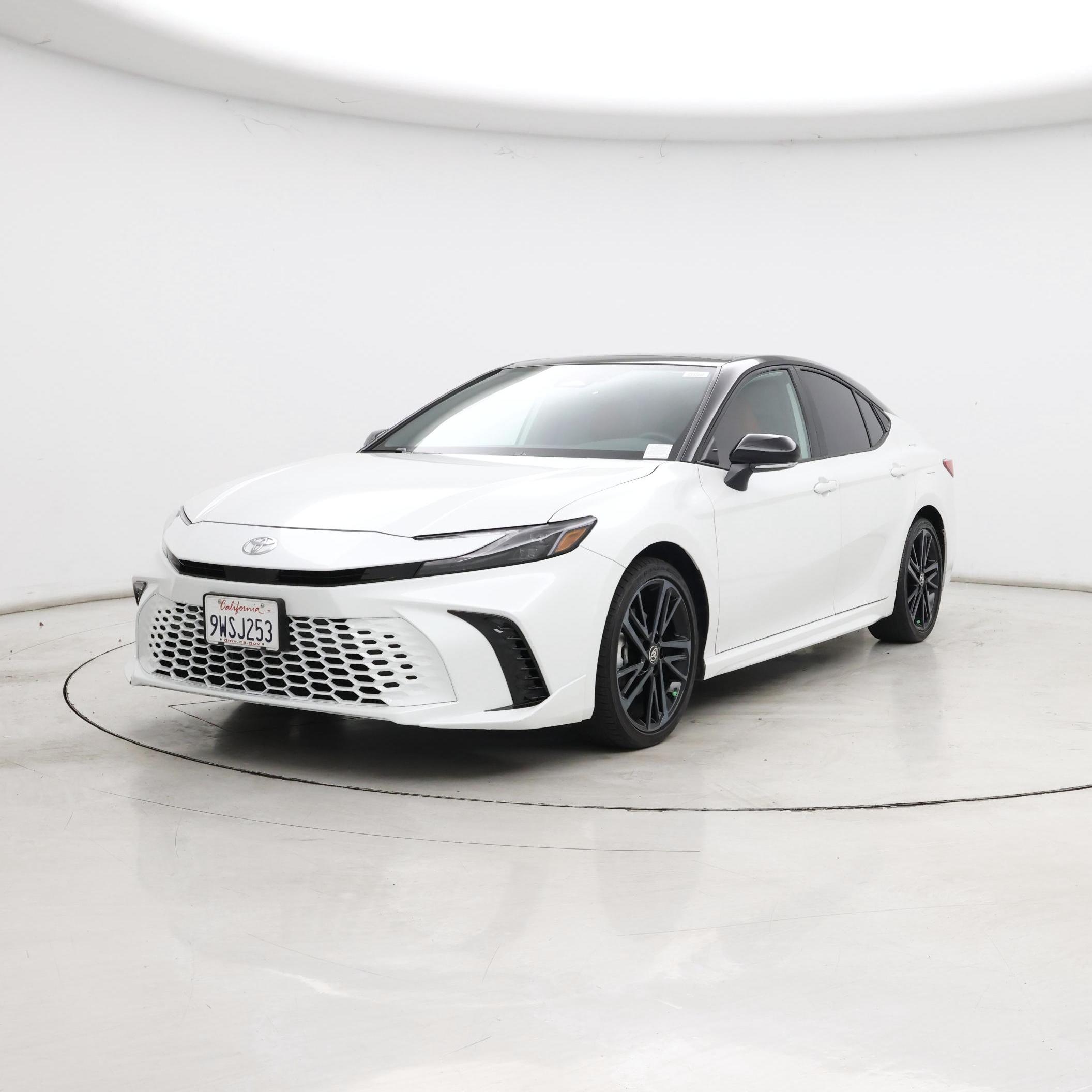 Thumbnail: 2026 Toyota Camry - 4
