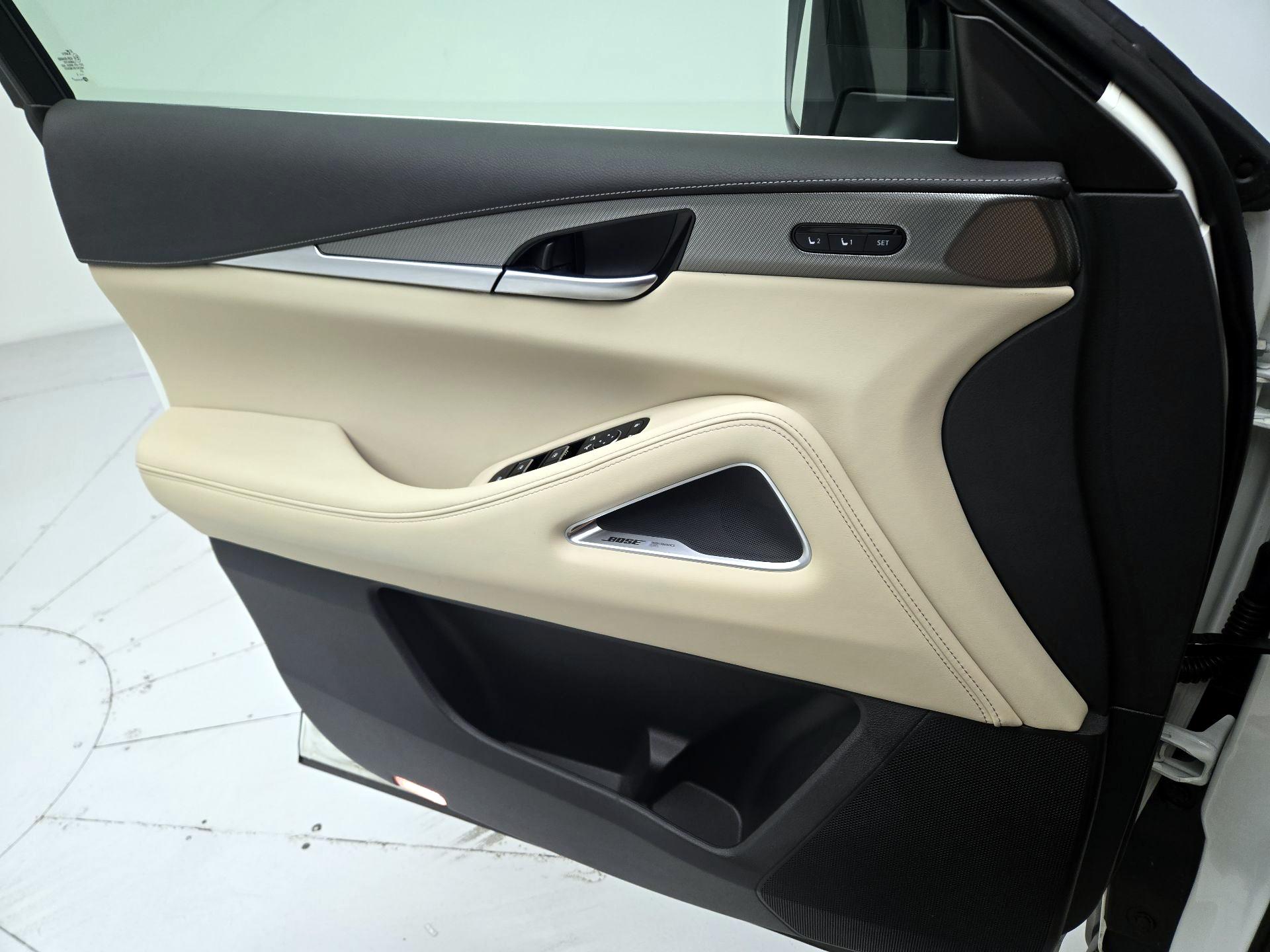 Thumbnail: 2025 INFINITI QX60 - 10