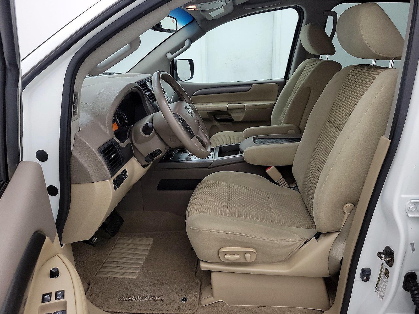 Power Seat(s) & Side Airbags