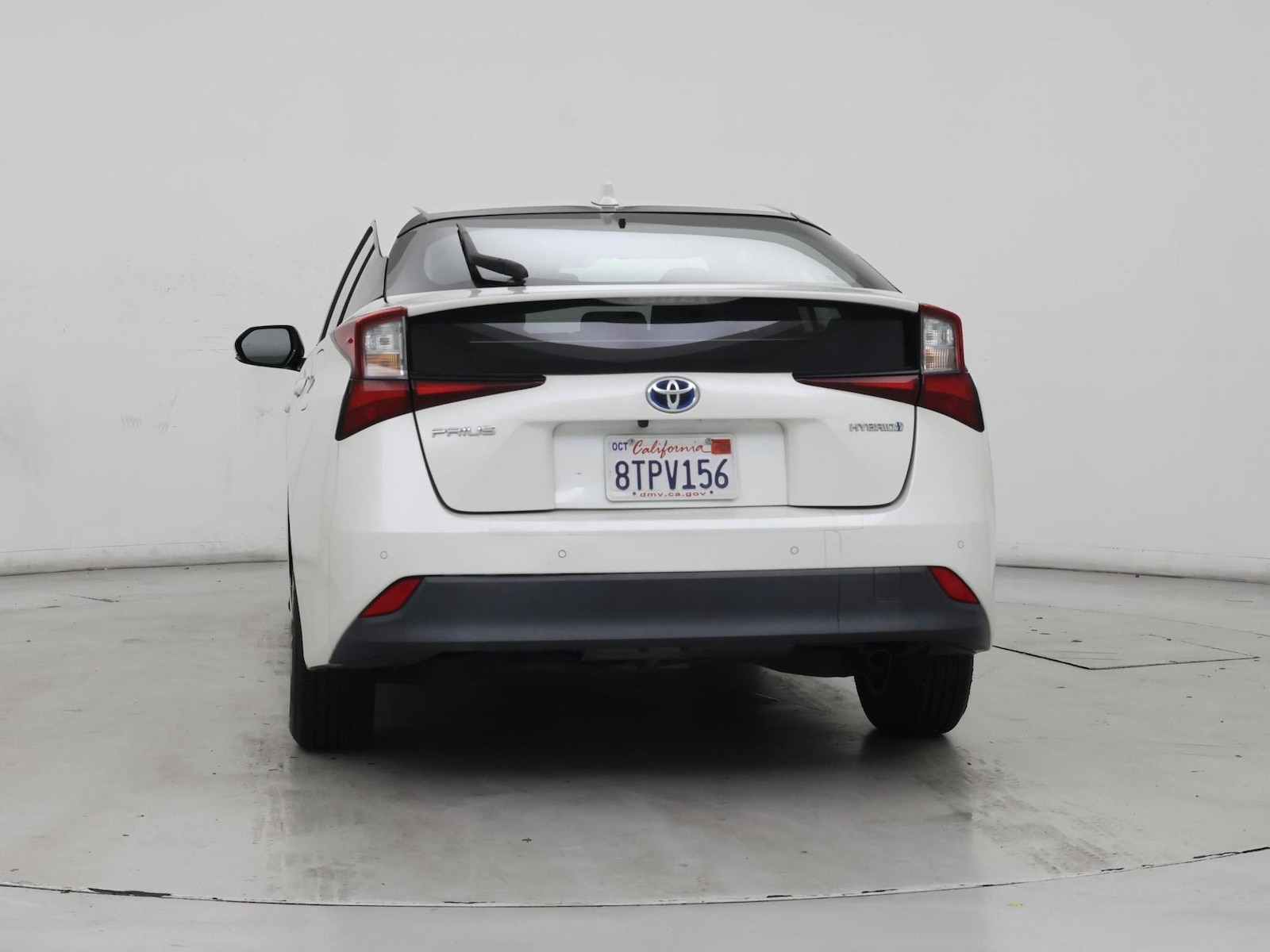 2020 Toyota Prius LE - Photo 7