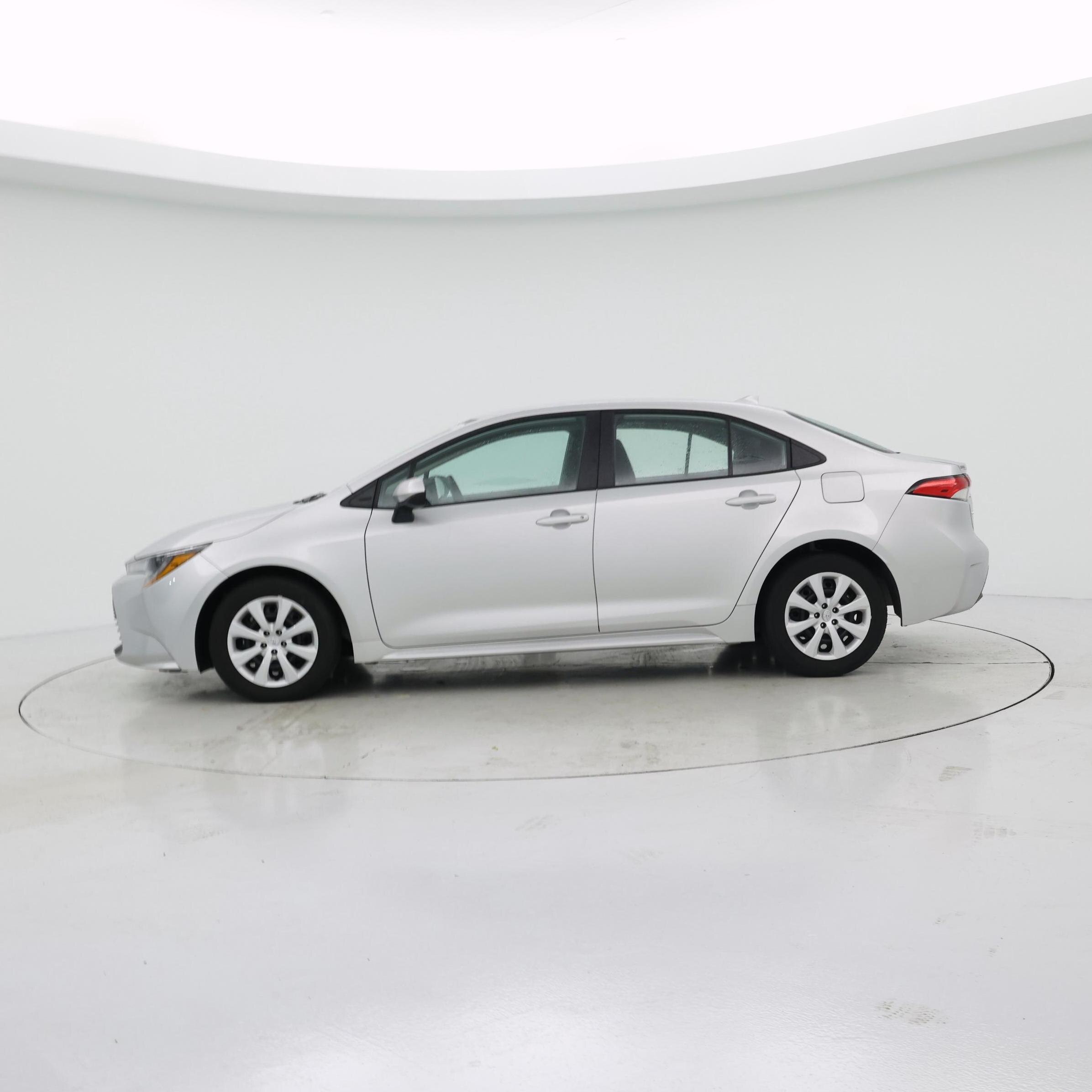 Thumbnail: 2024 Toyota Corolla - 3