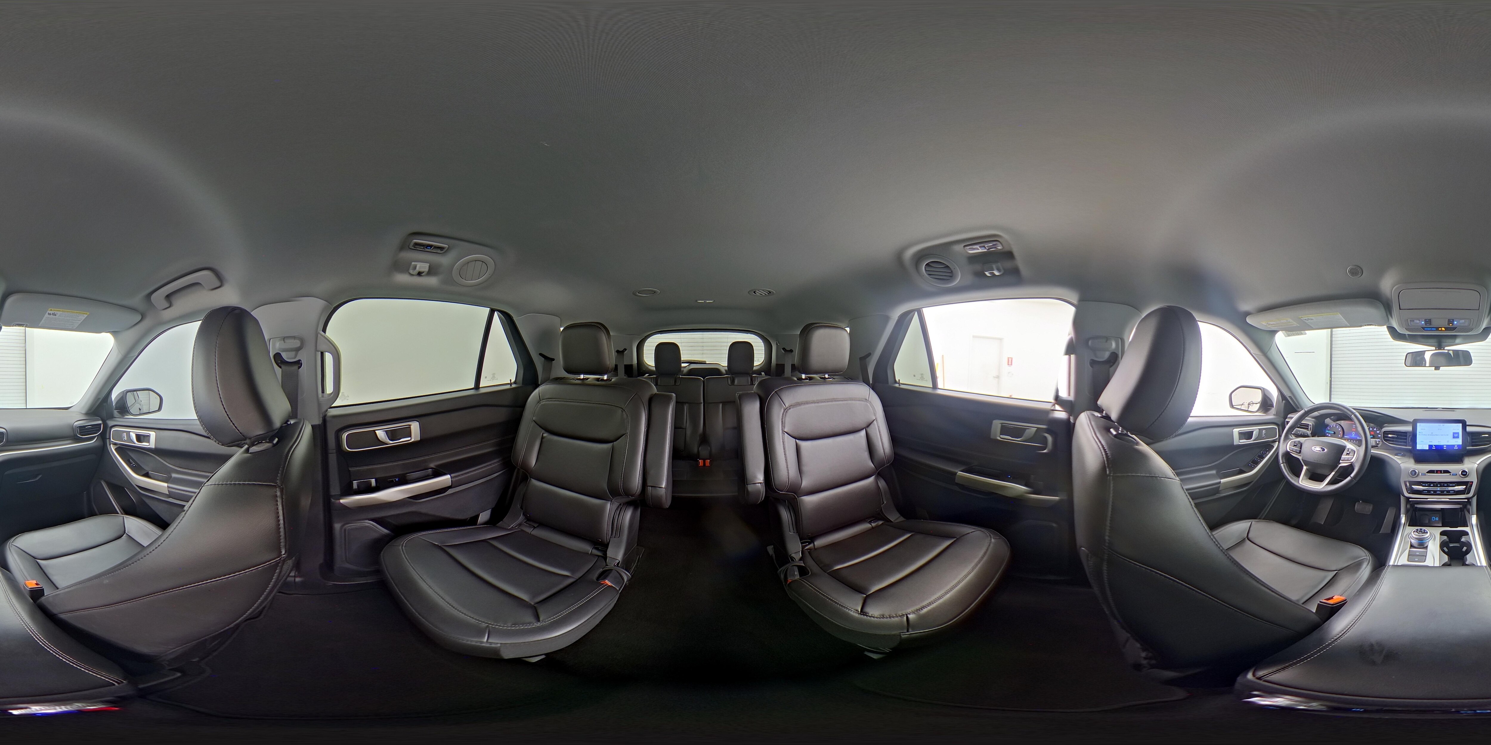 2023 Ford Explorer XLT - Photo 27