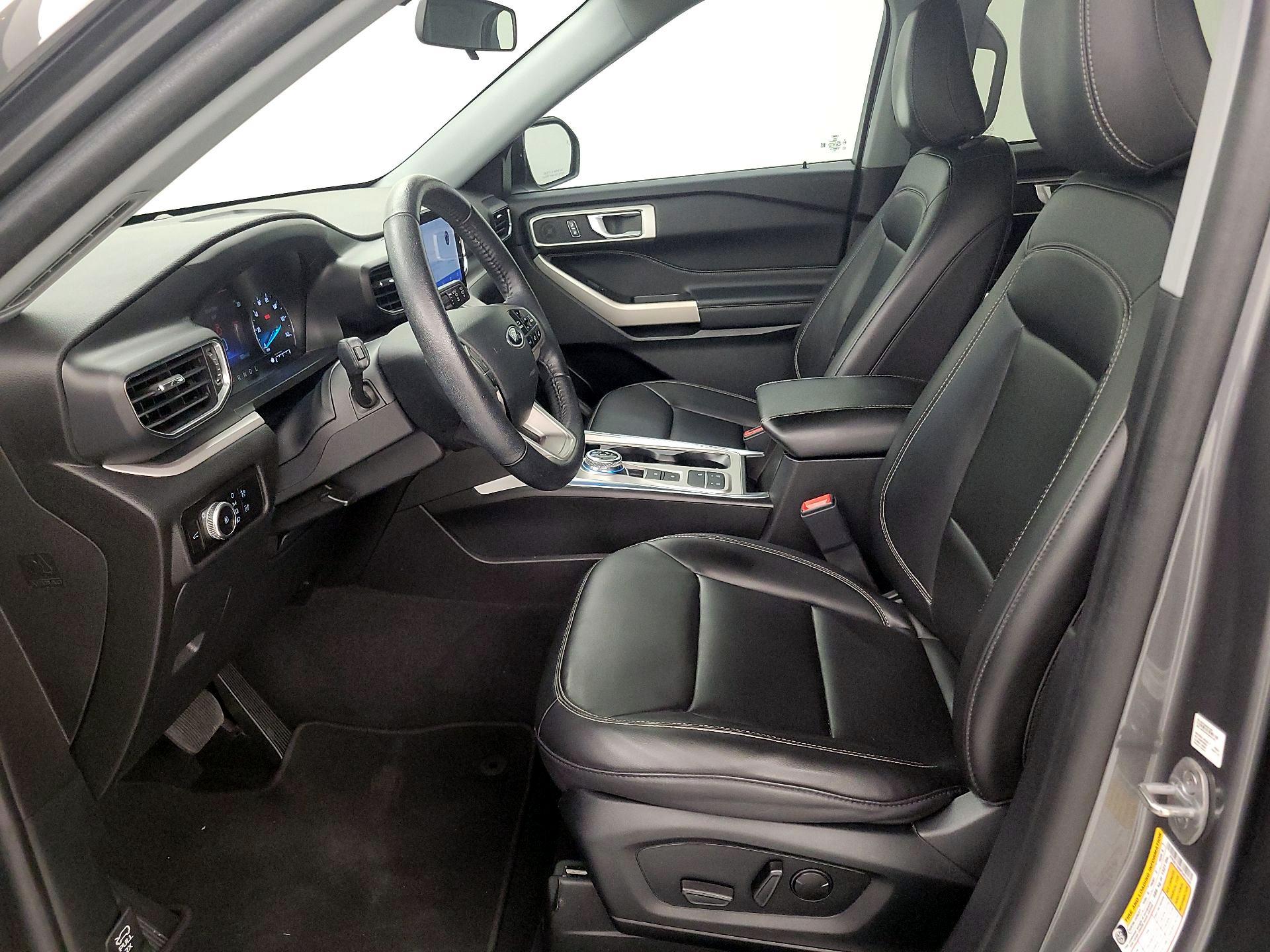 Thumbnail: 2023 Ford Explorer - 11