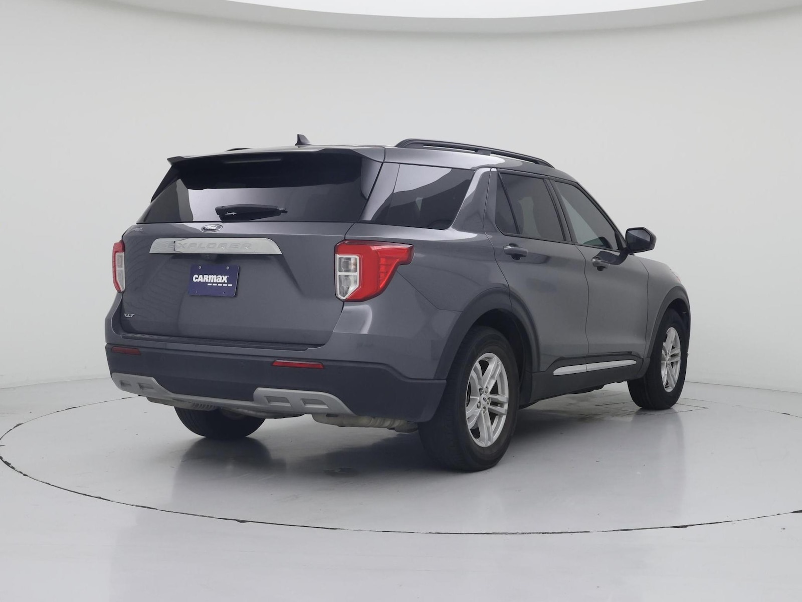 2023 Ford Explorer XLT - Photo 9