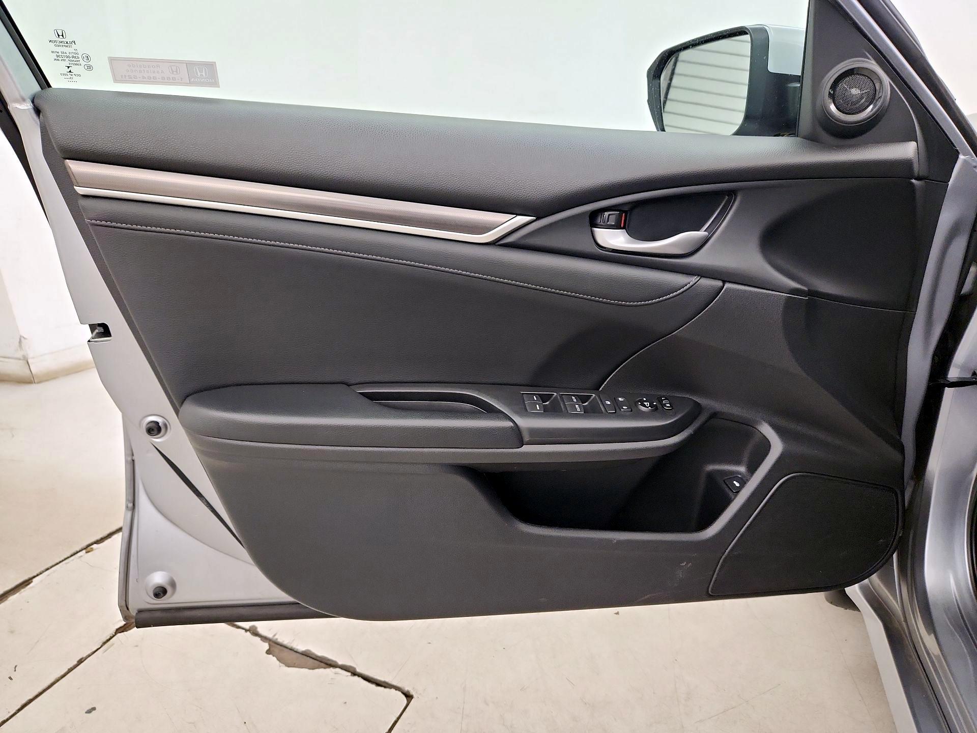 Thumbnail: 2020 Honda Civic - 12