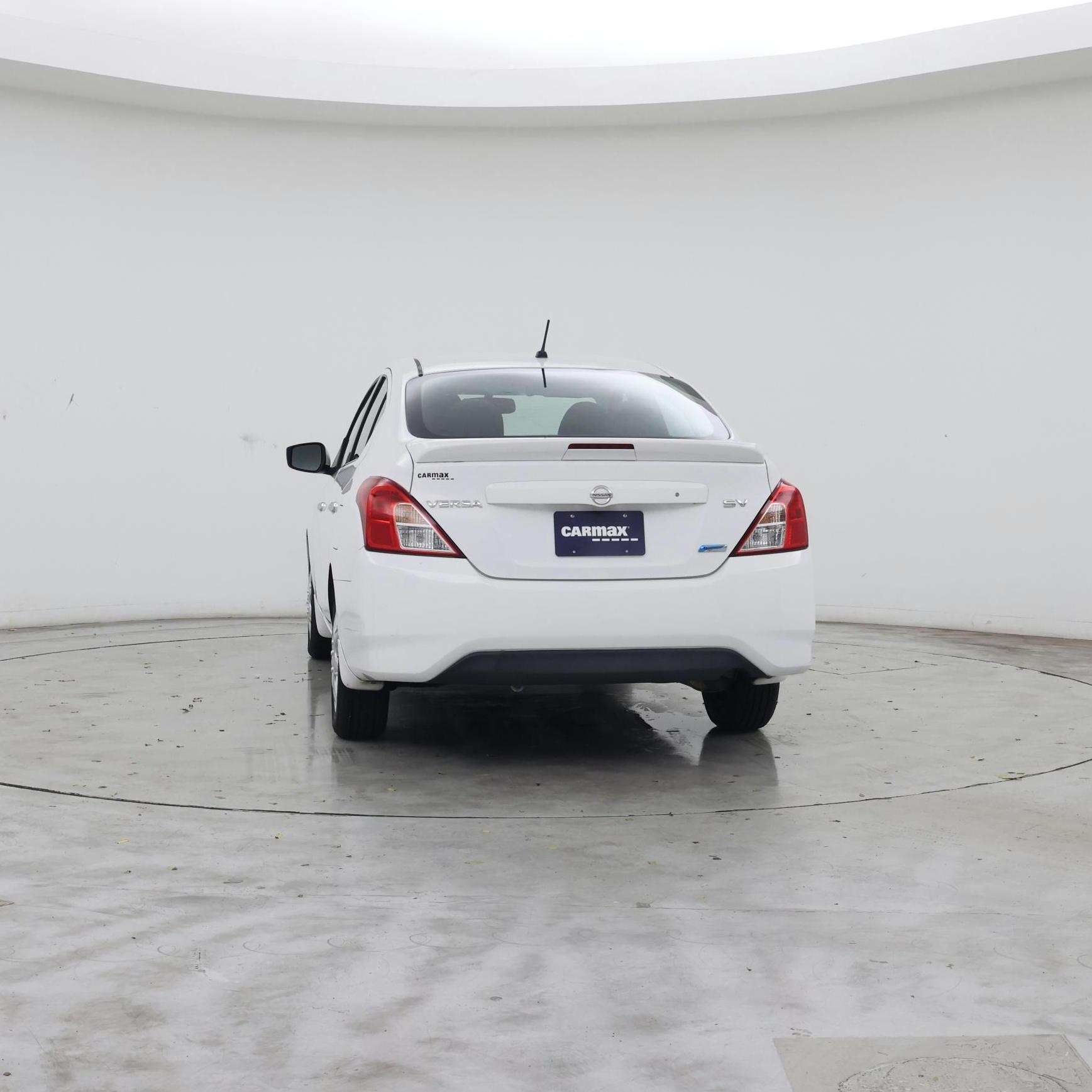 Thumbnail: 2016 Nissan Versa - 6