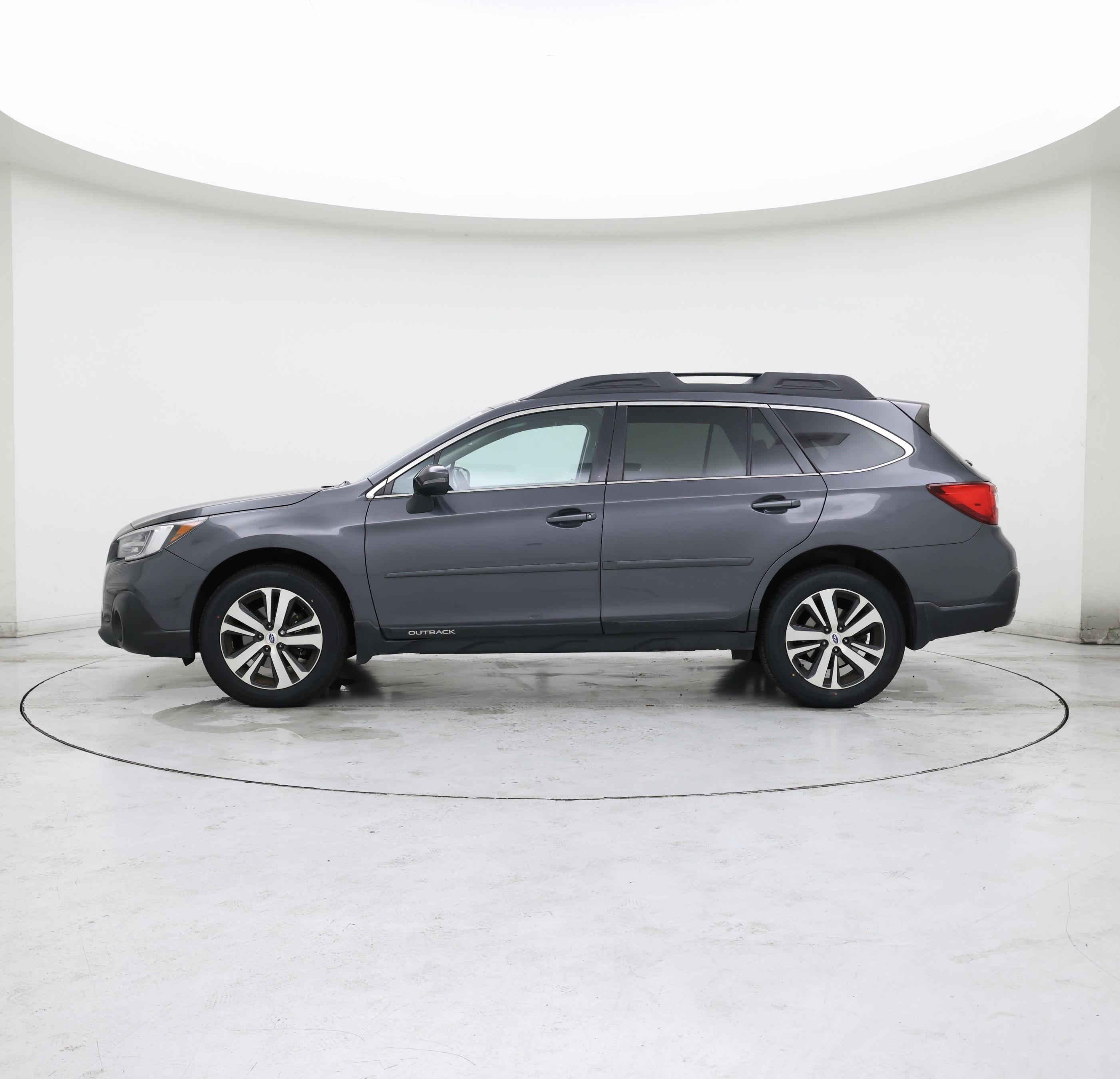 Thumbnail: 2018 Subaru Outback - 3