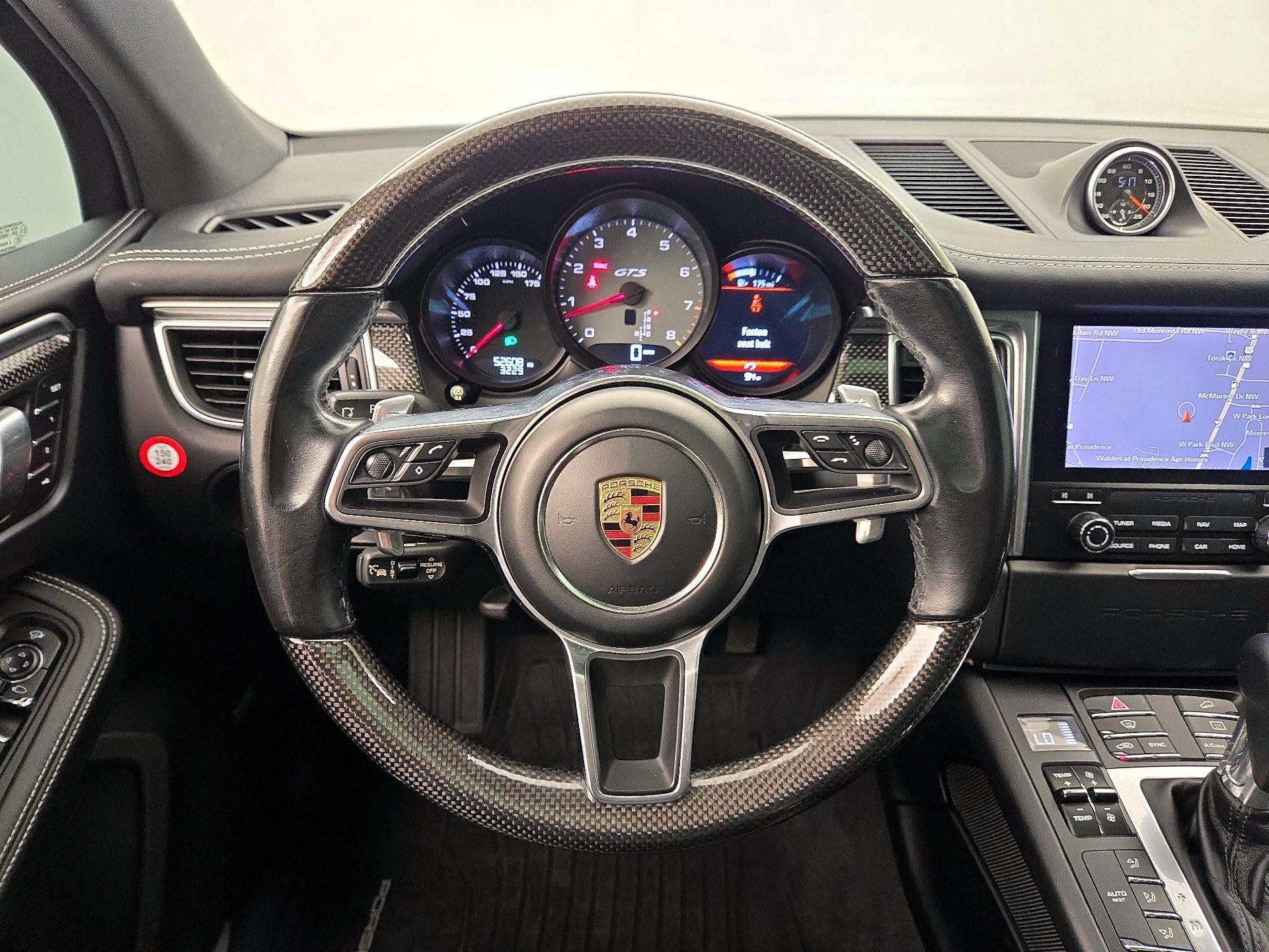 Thumbnail: 2018 Porsche Macan - 10