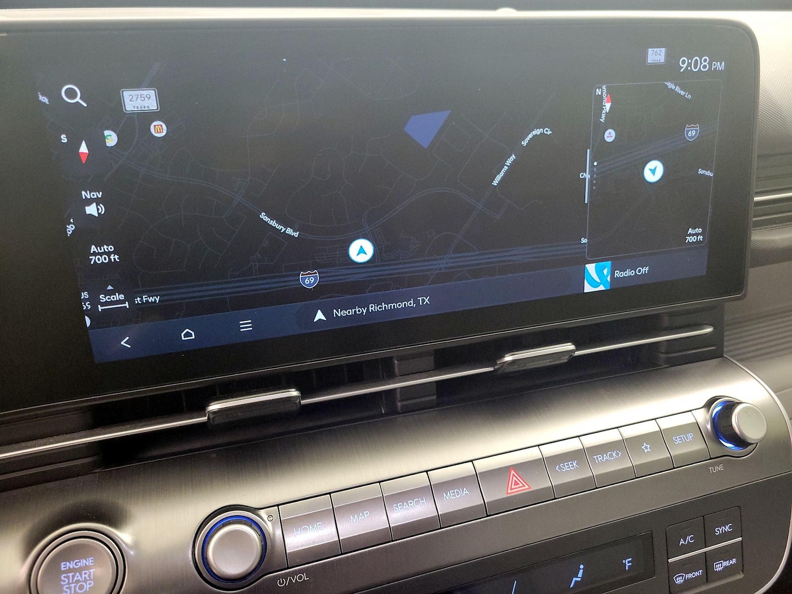 2024 Hyundai Kona SEL - Photo 15